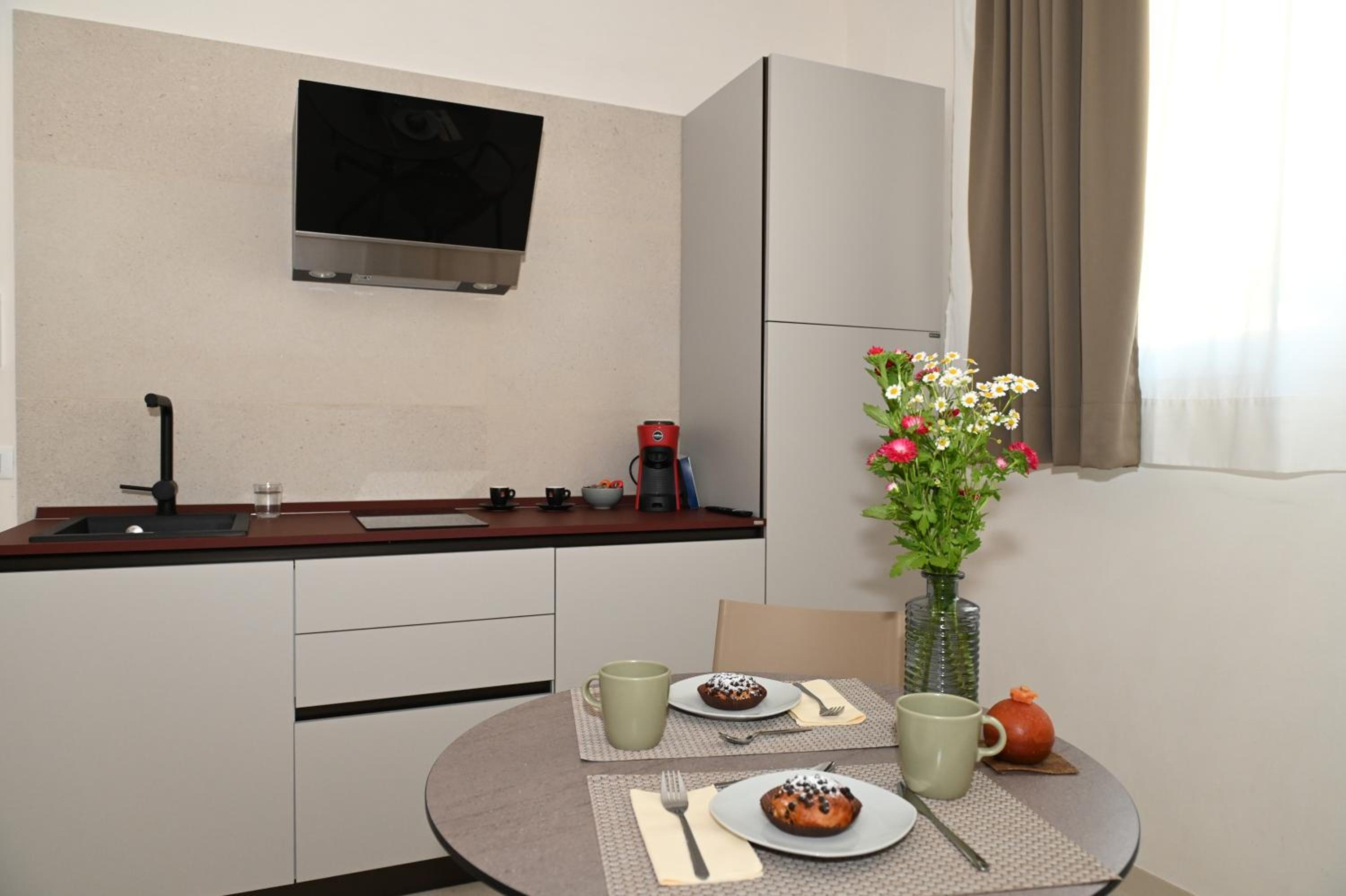Lebum Apartments & Suites