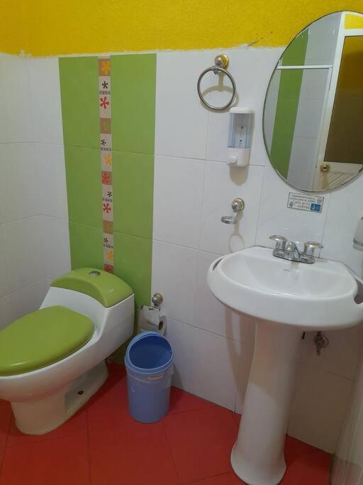 Hotel las Acacias Hospedajes en Nueva Loja