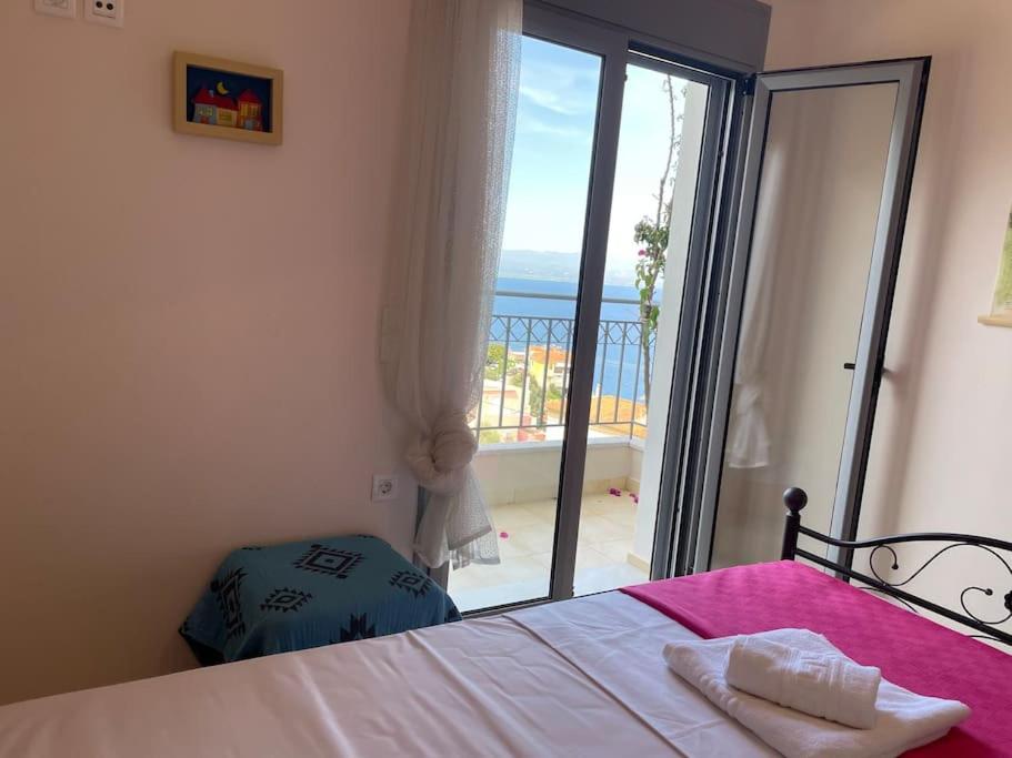 Akoumaros Breeze
