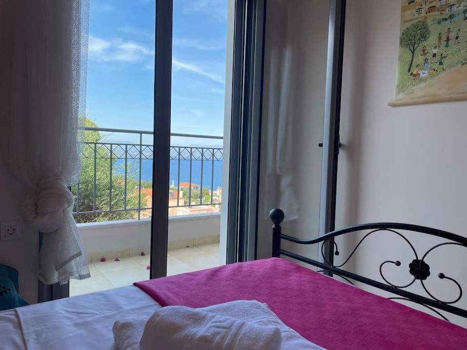 Akoumaros Breeze