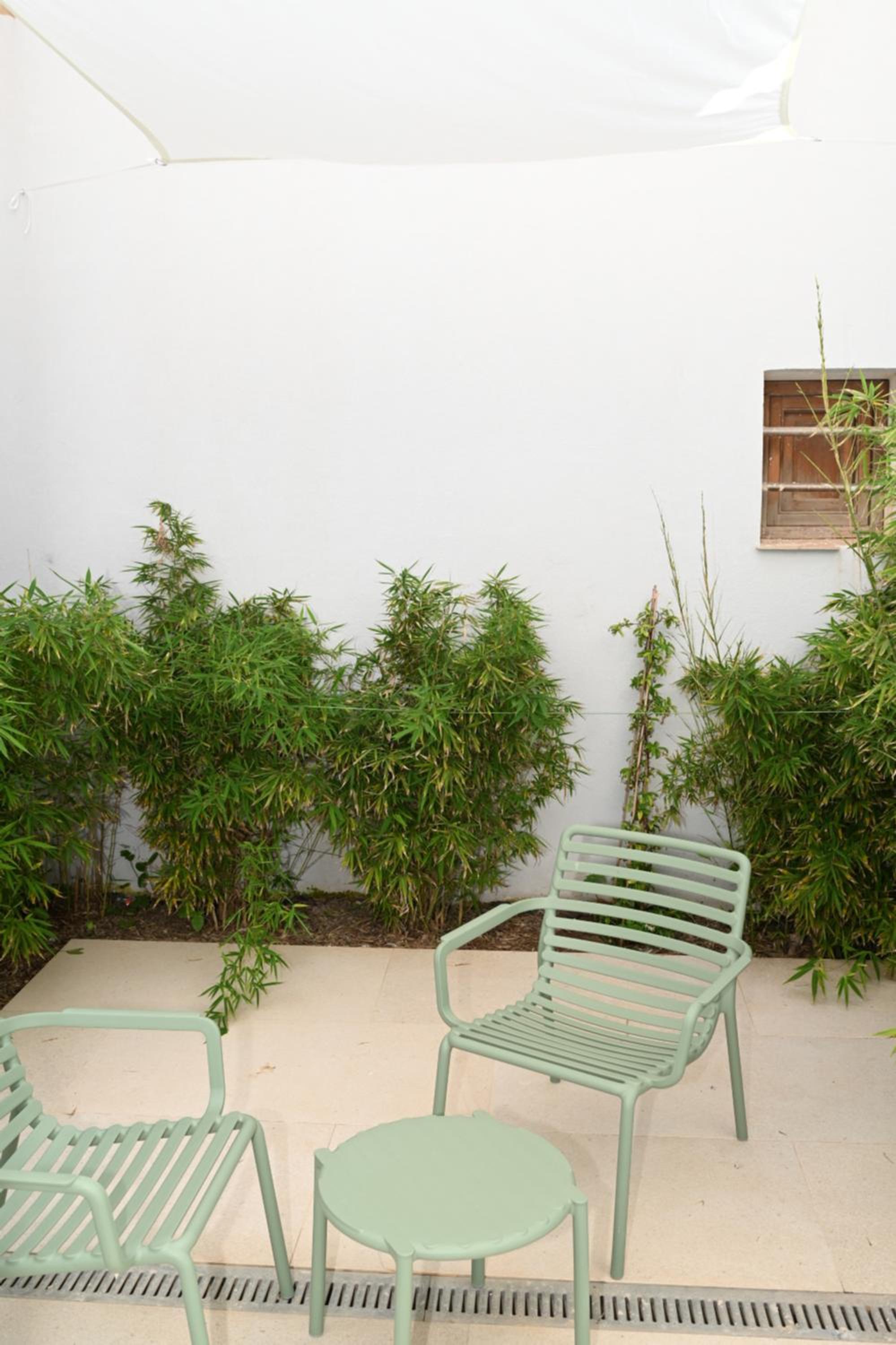 Lebum Apartments & Suites