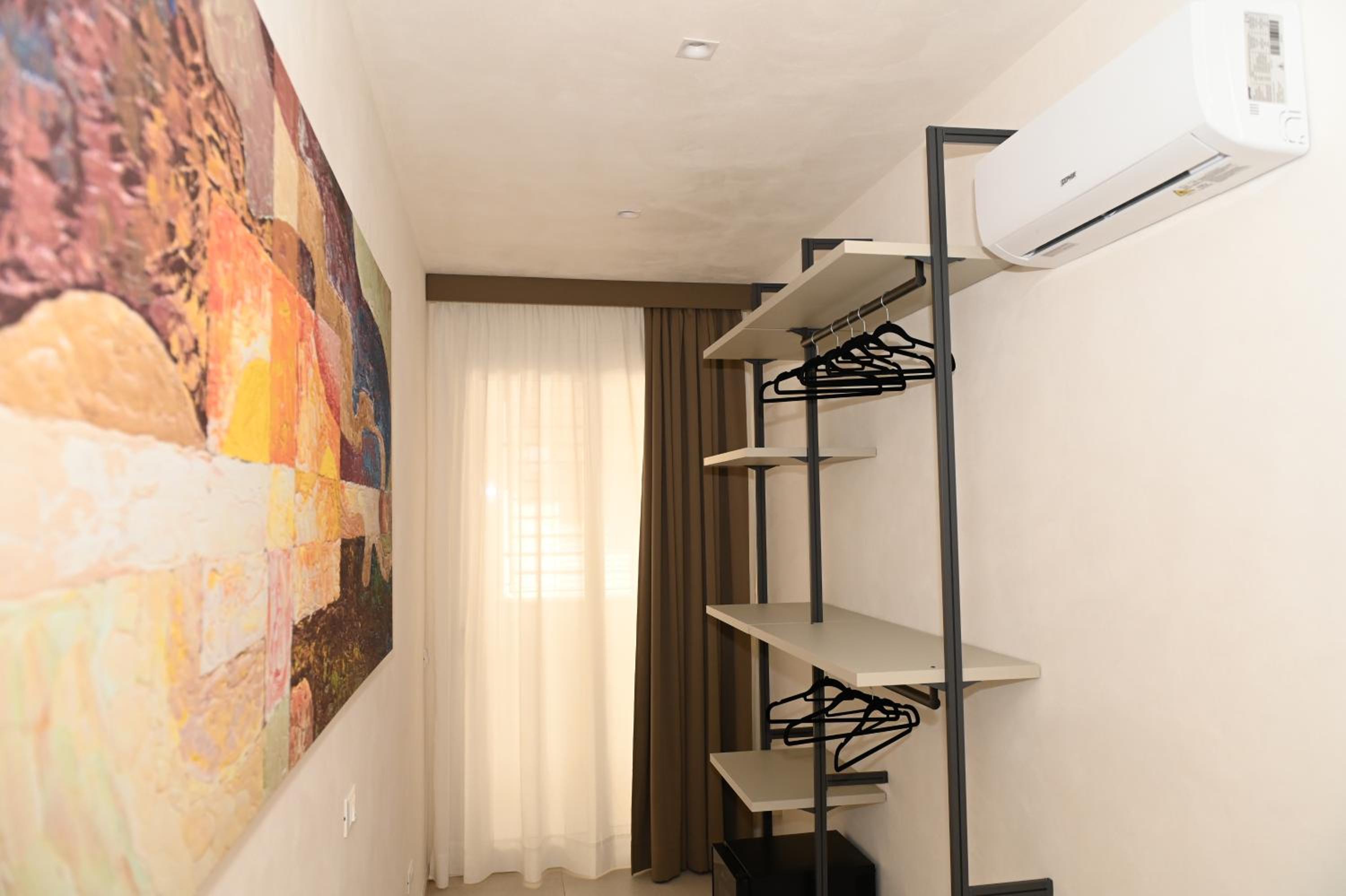 Lebum Apartments & Suites