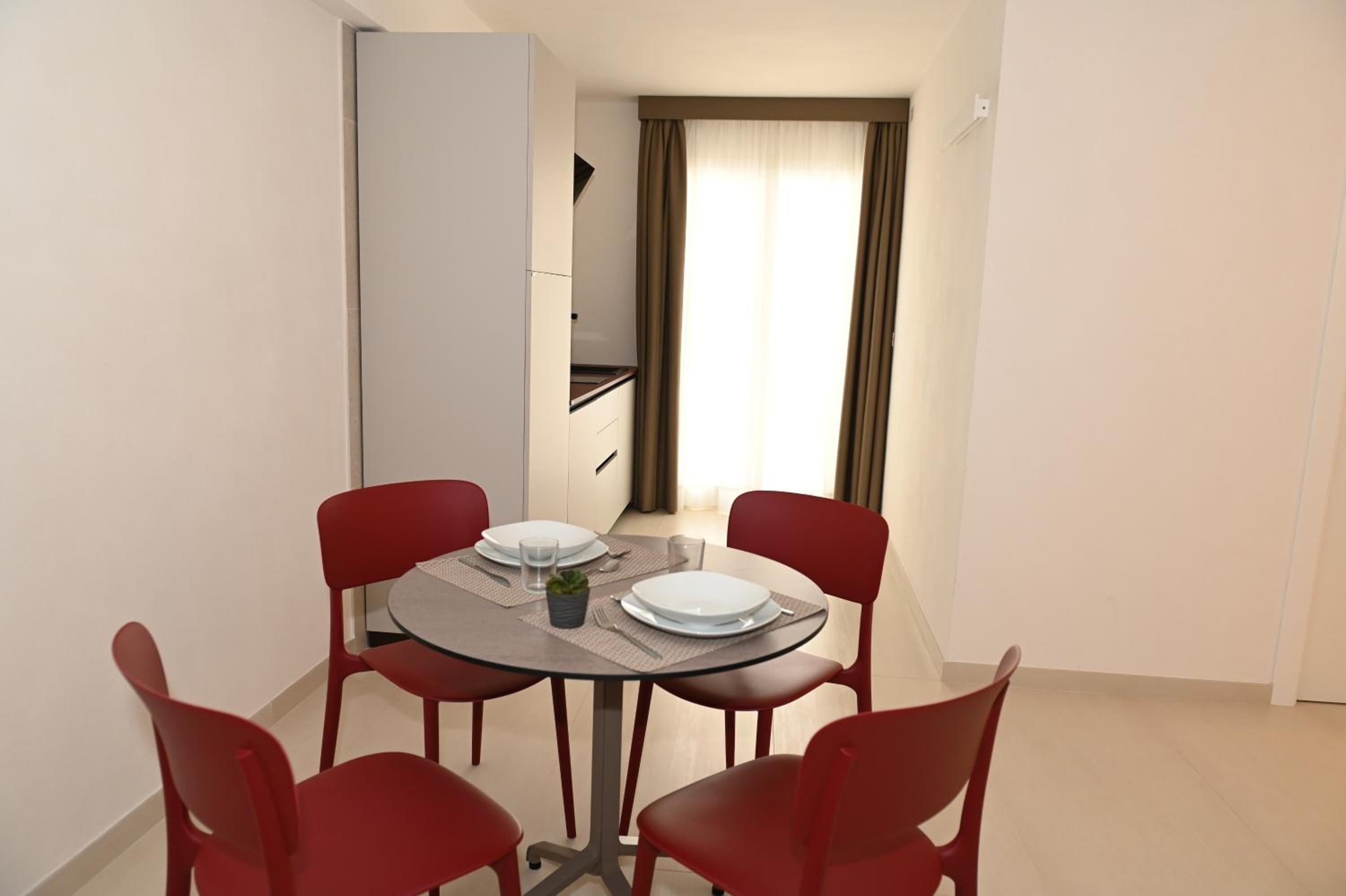 Lebum Apartments & Suites