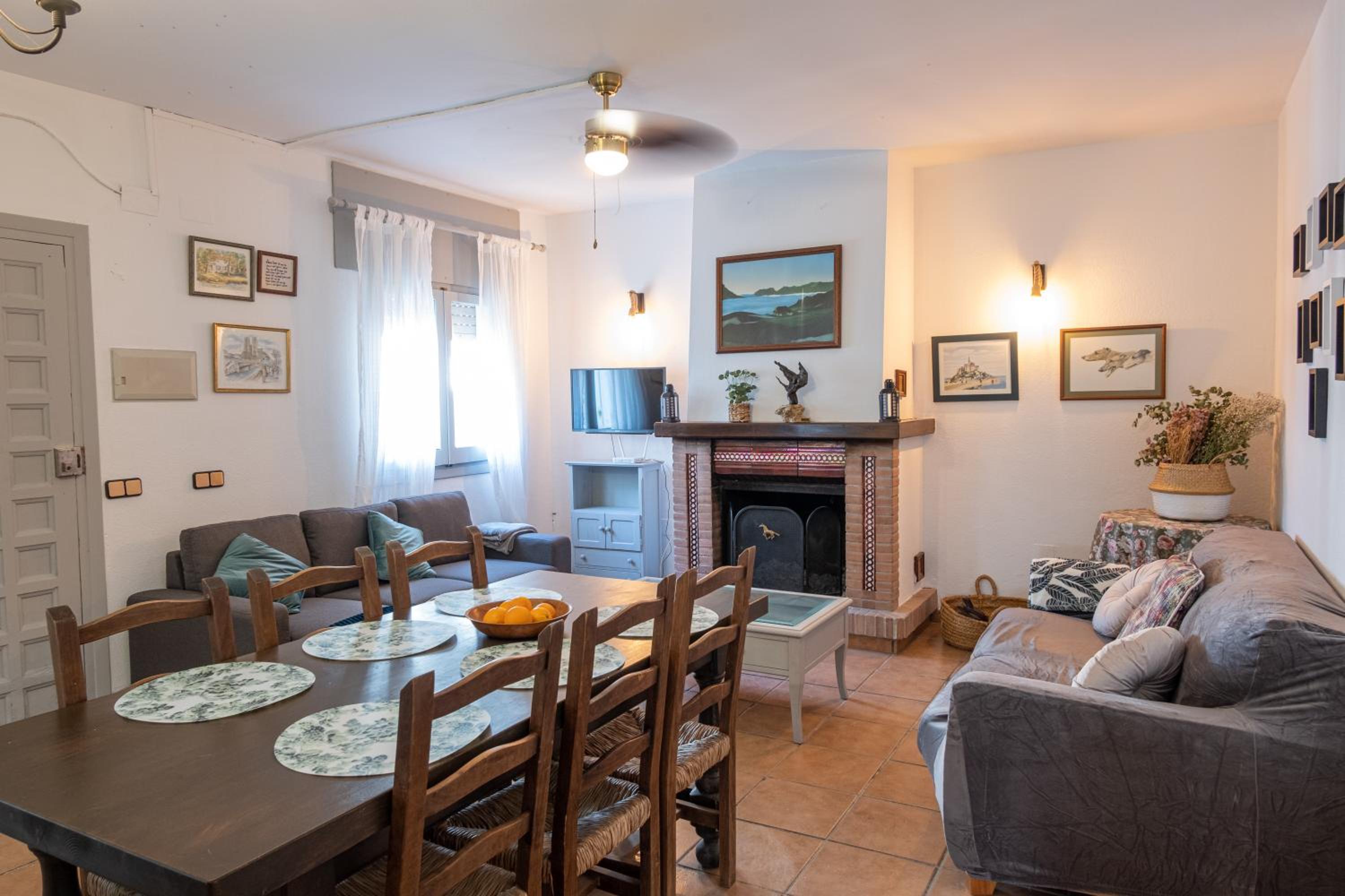 Casa Rural Emilio con 4 dormitorios