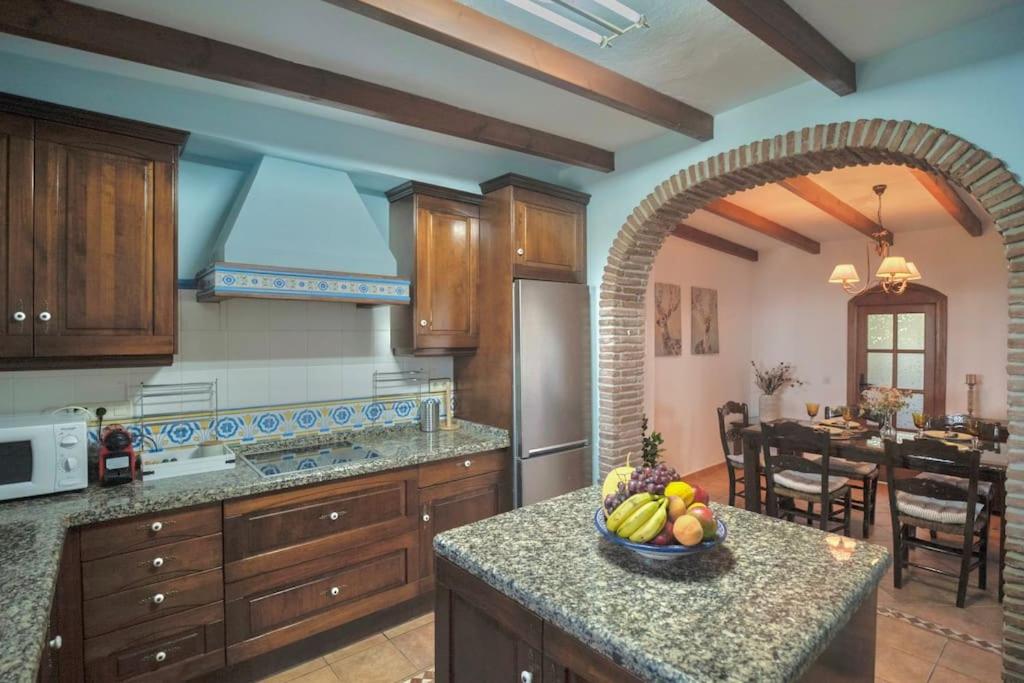 Preciosa casa 4 dormitorios con piscina privada