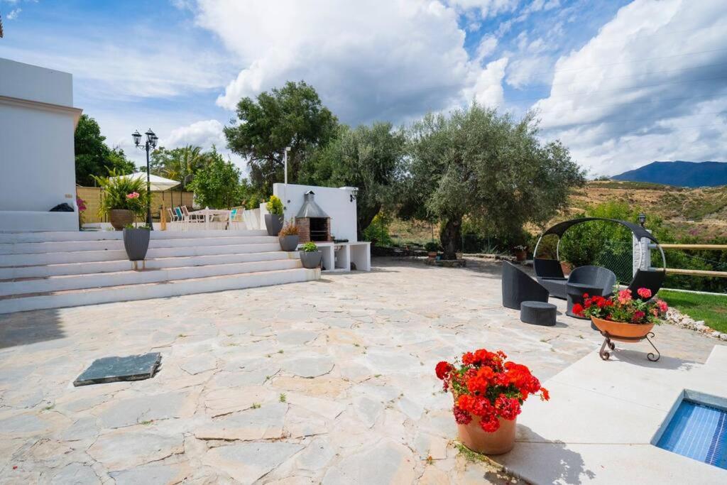Preciosa casa 4 dormitorios con piscina privada
