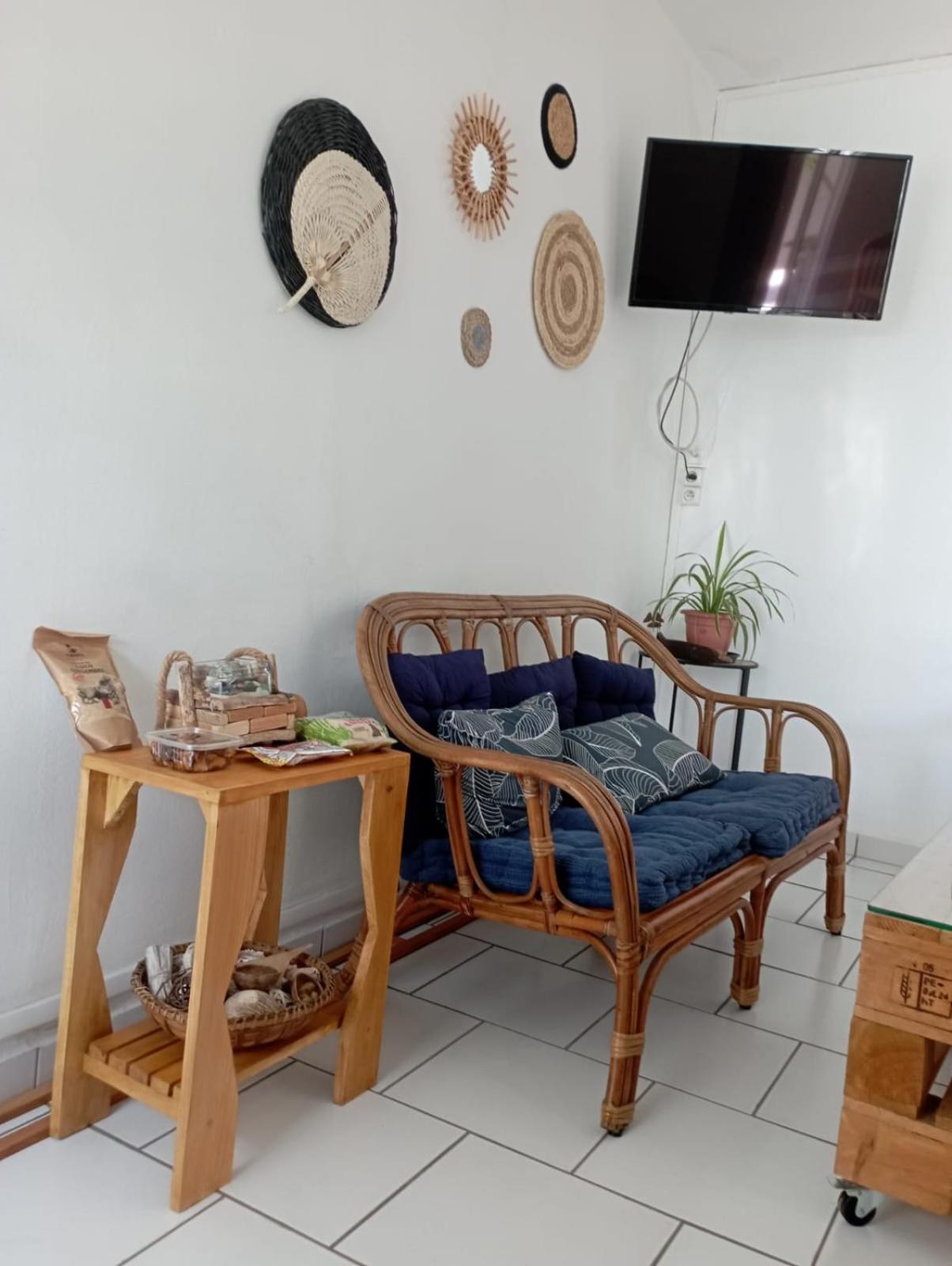 APPARTEMENT 2 CHAMBRES A POINTE A PITRE