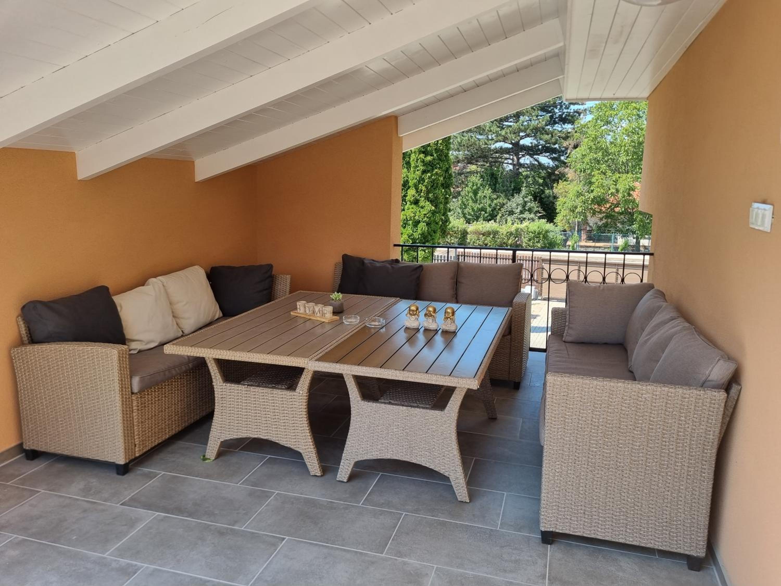 Lilian apartmanház