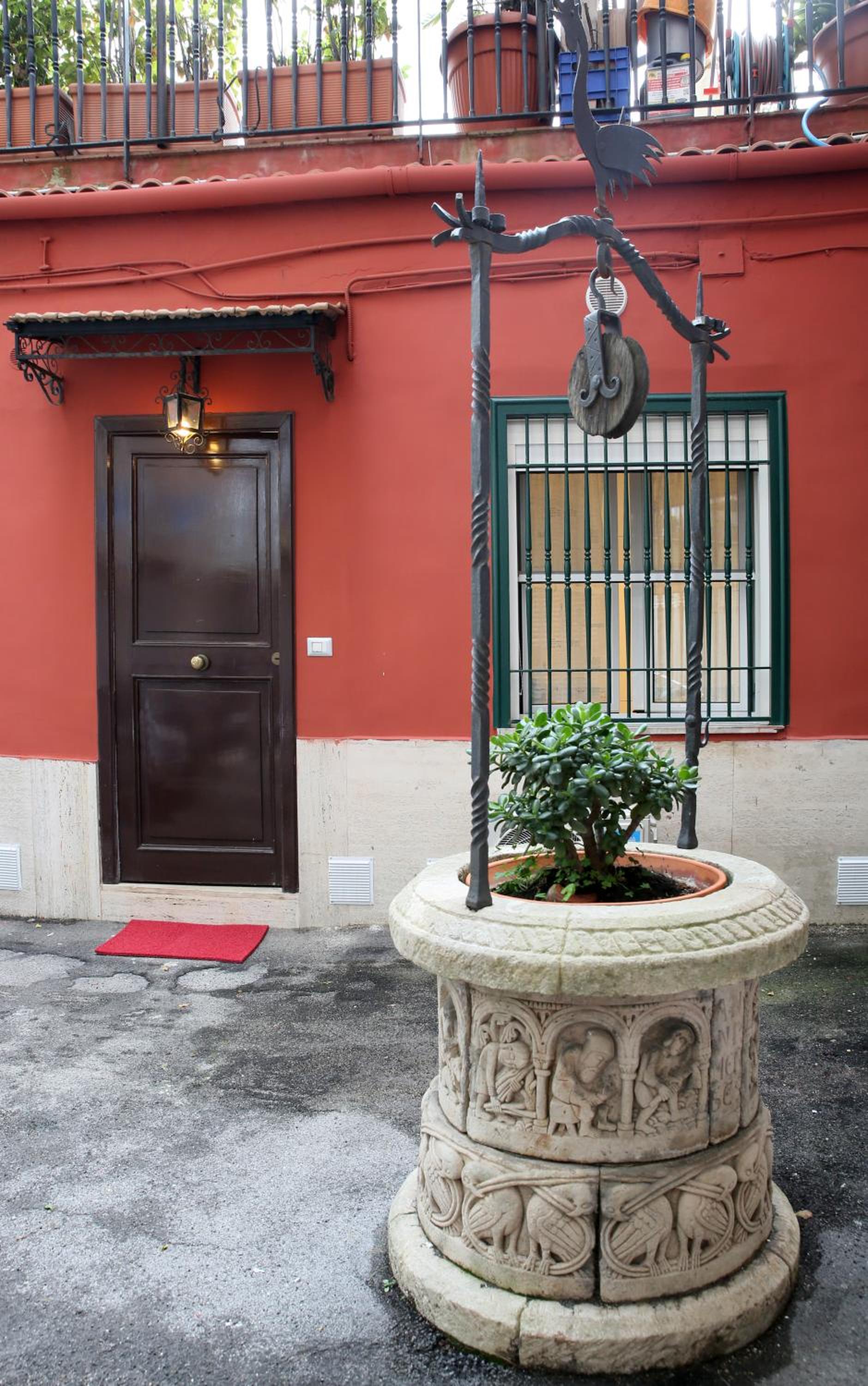 LA DEPENDANCE DEL CASTELLO