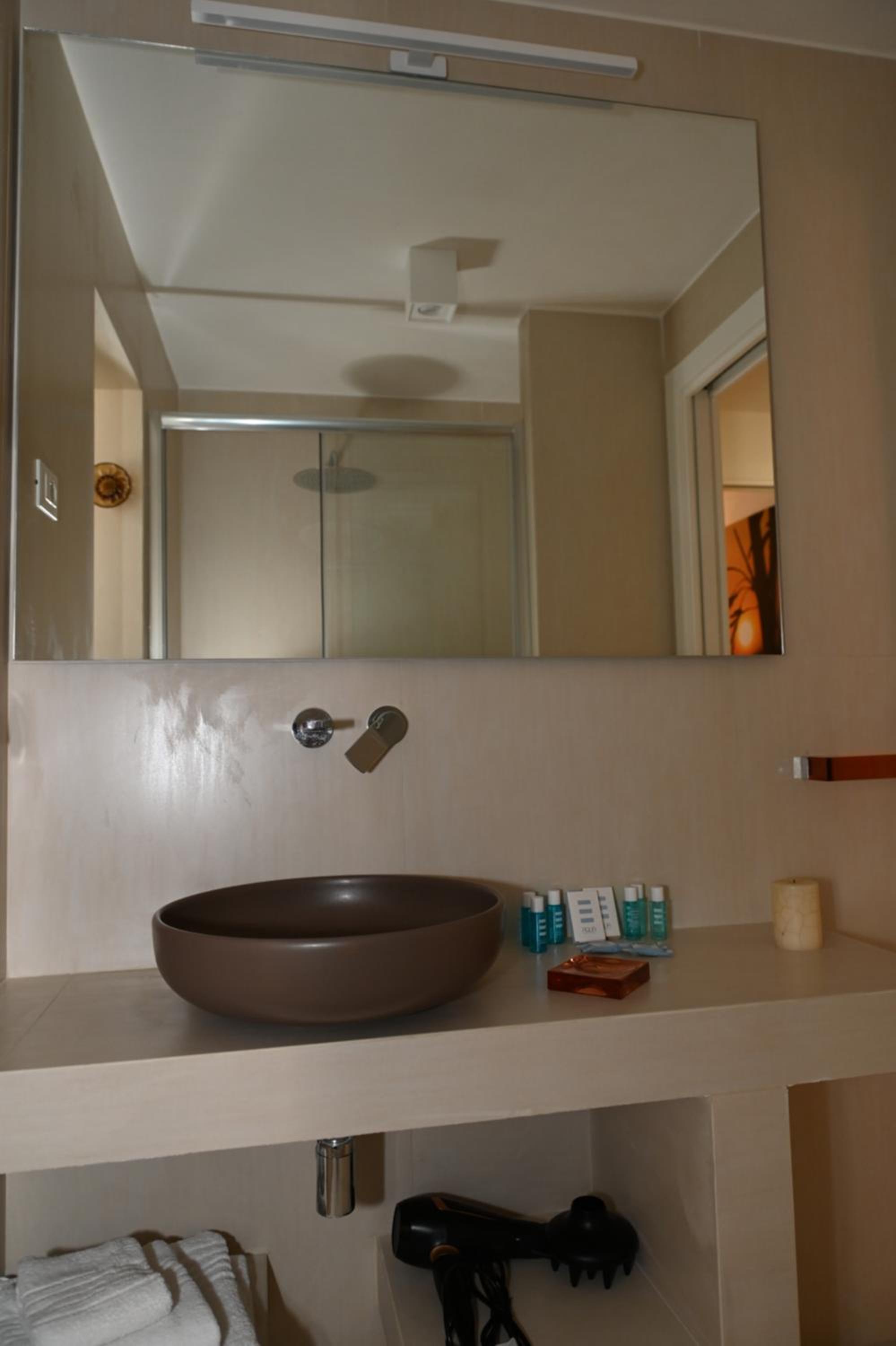 Lebum Apartments & Suites