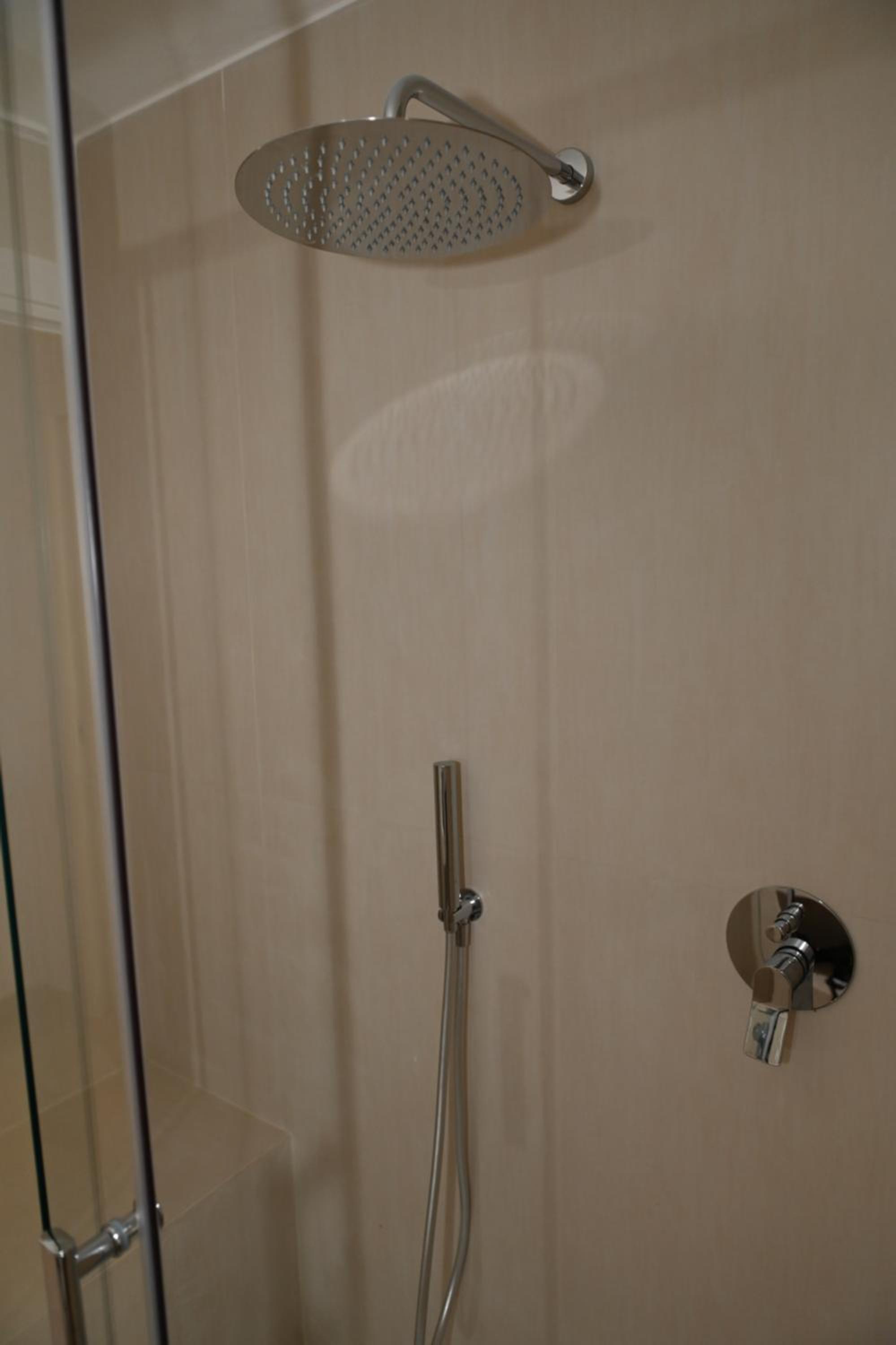 Lebum Apartments & Suites