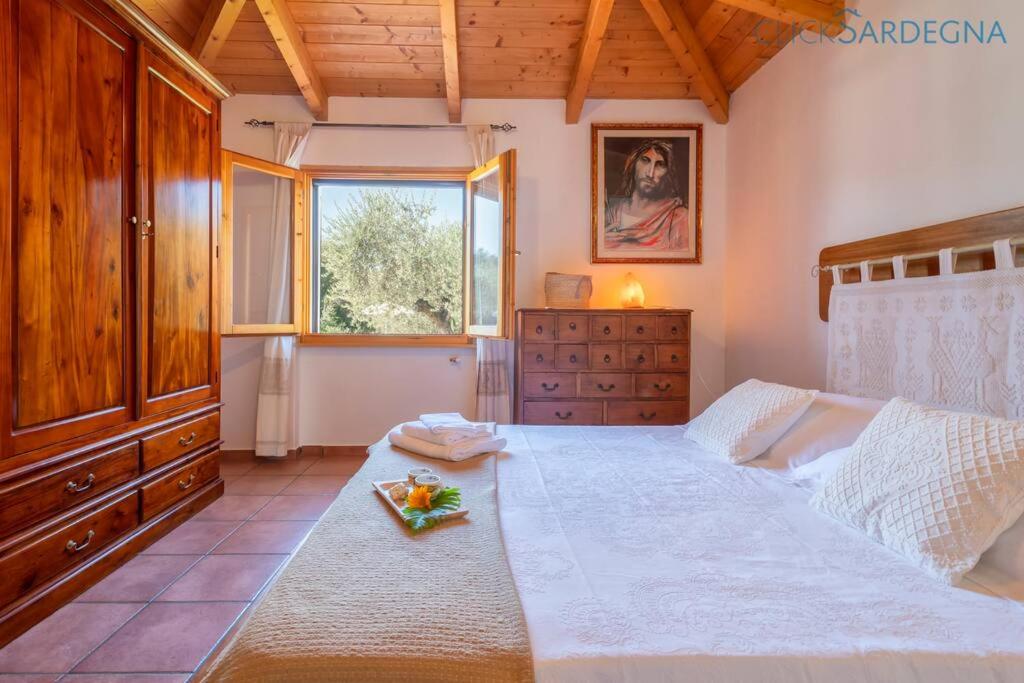 ClickSardegna Villa Angelica con piscina e giardino view 5