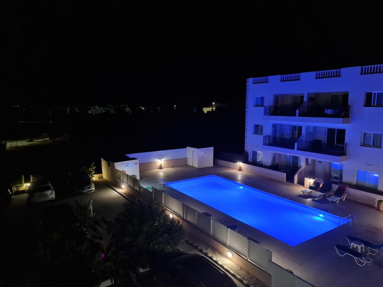 Stunning views' Apartment with Pool
