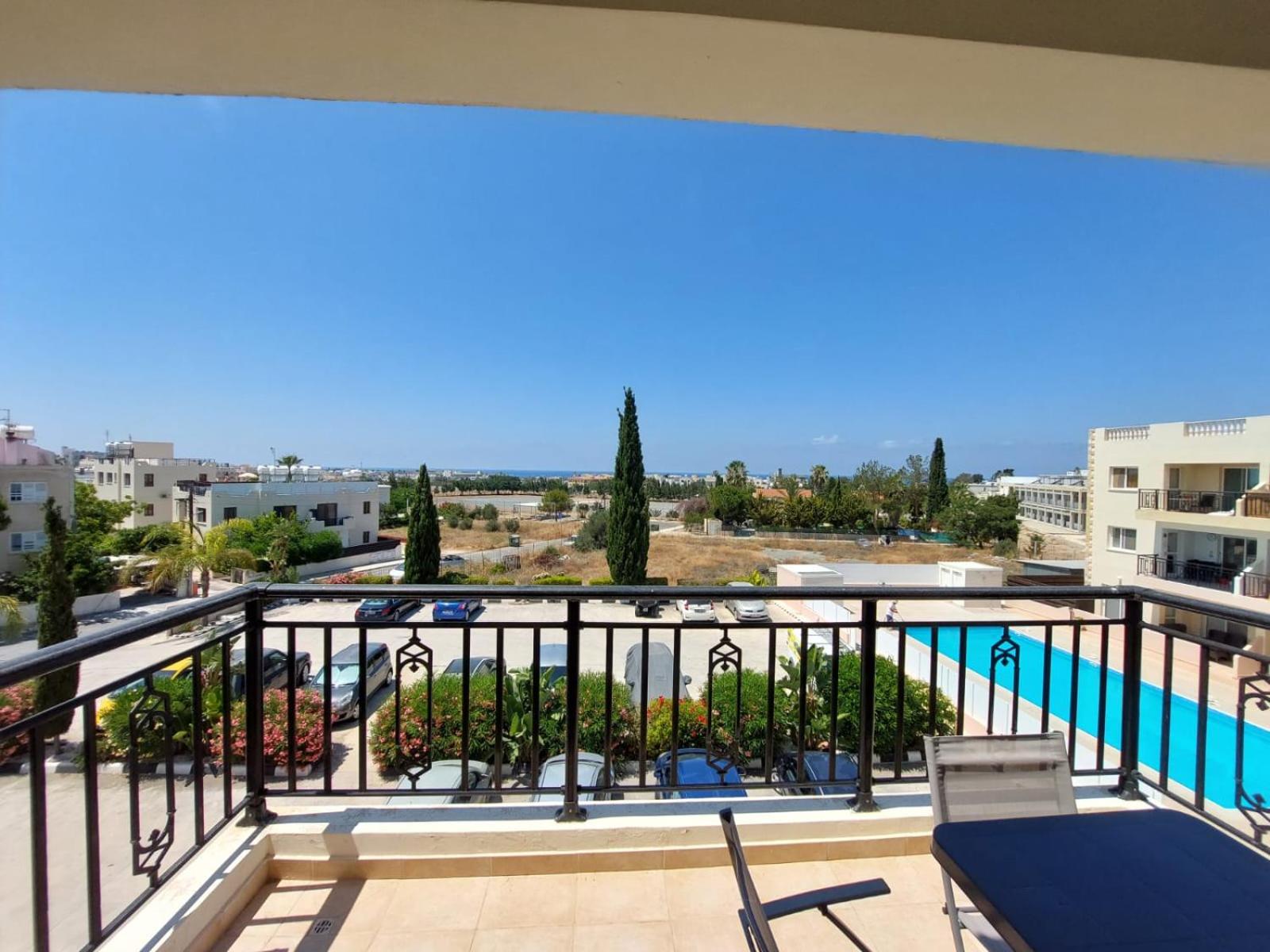 Stunning views' Apartment with Pool
