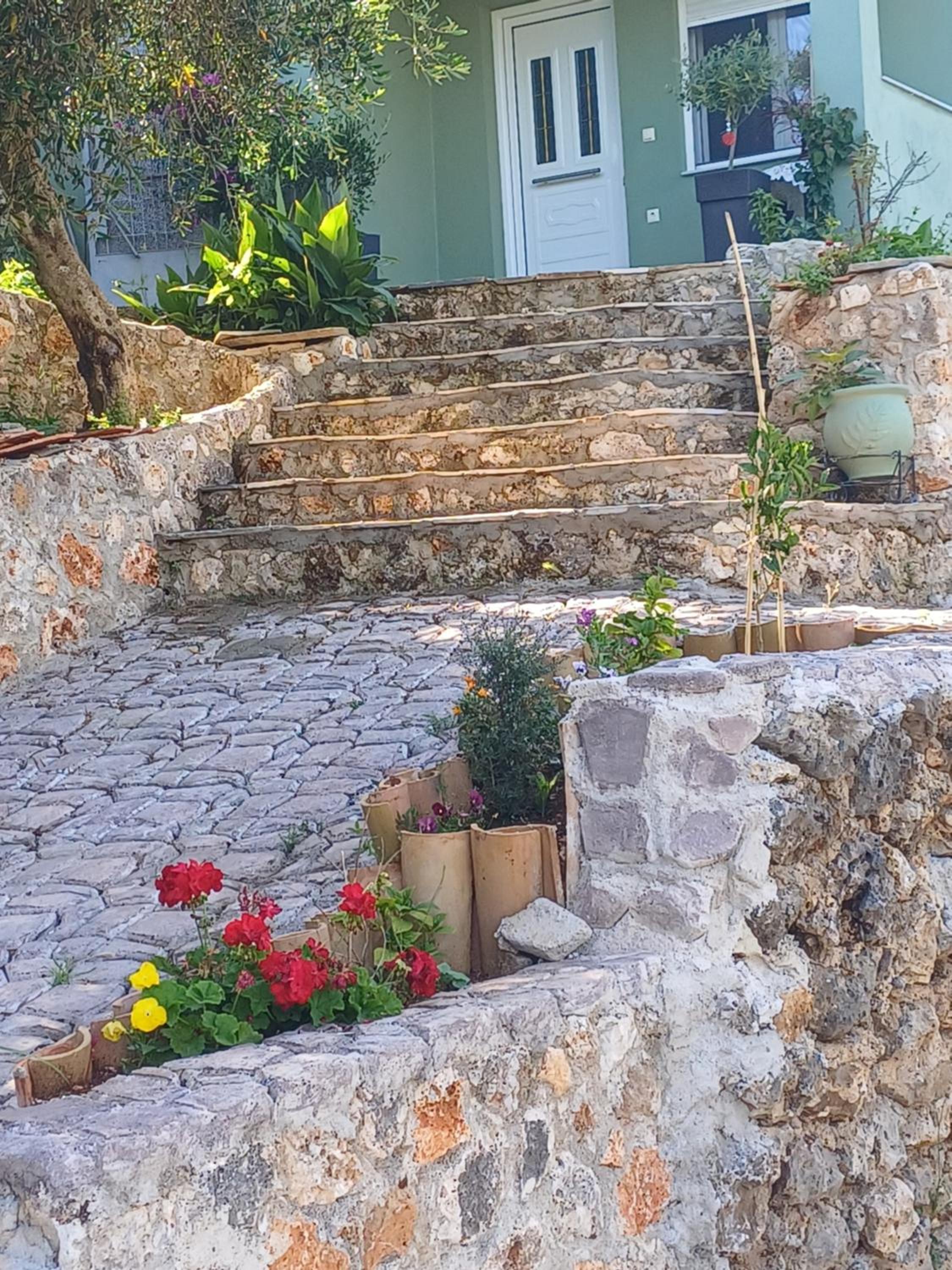 G.Tzanis Luxury Apartments view 3