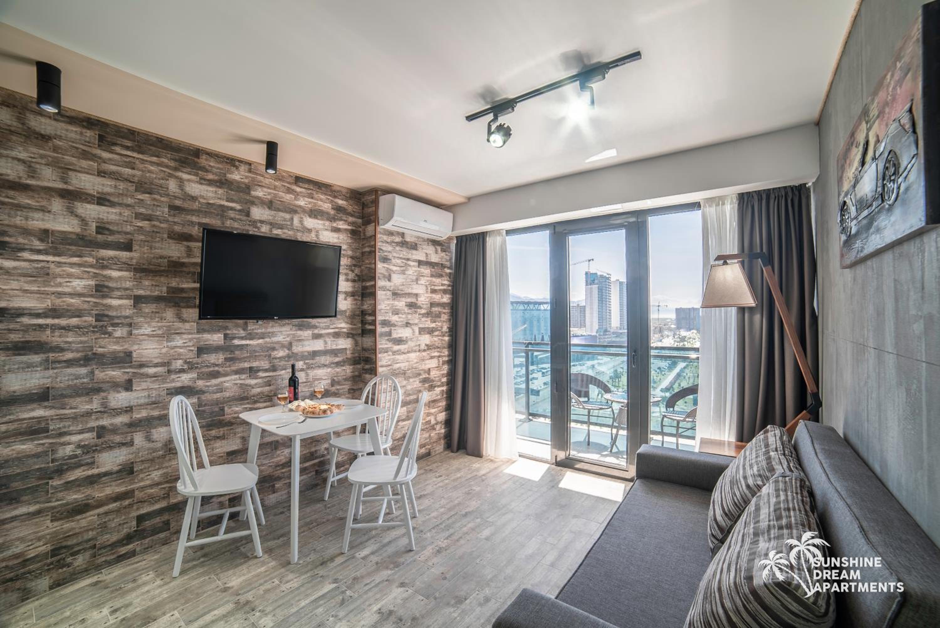 Sunshine Dream Apartments