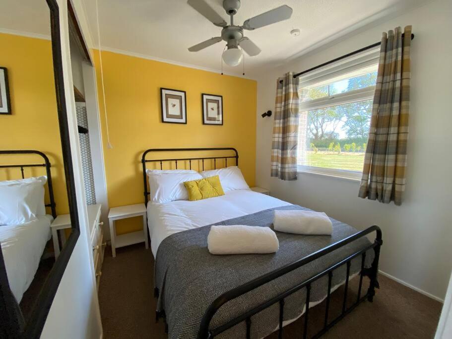 East Coast Chalets, Bee’s Knees @ California Sands view 4