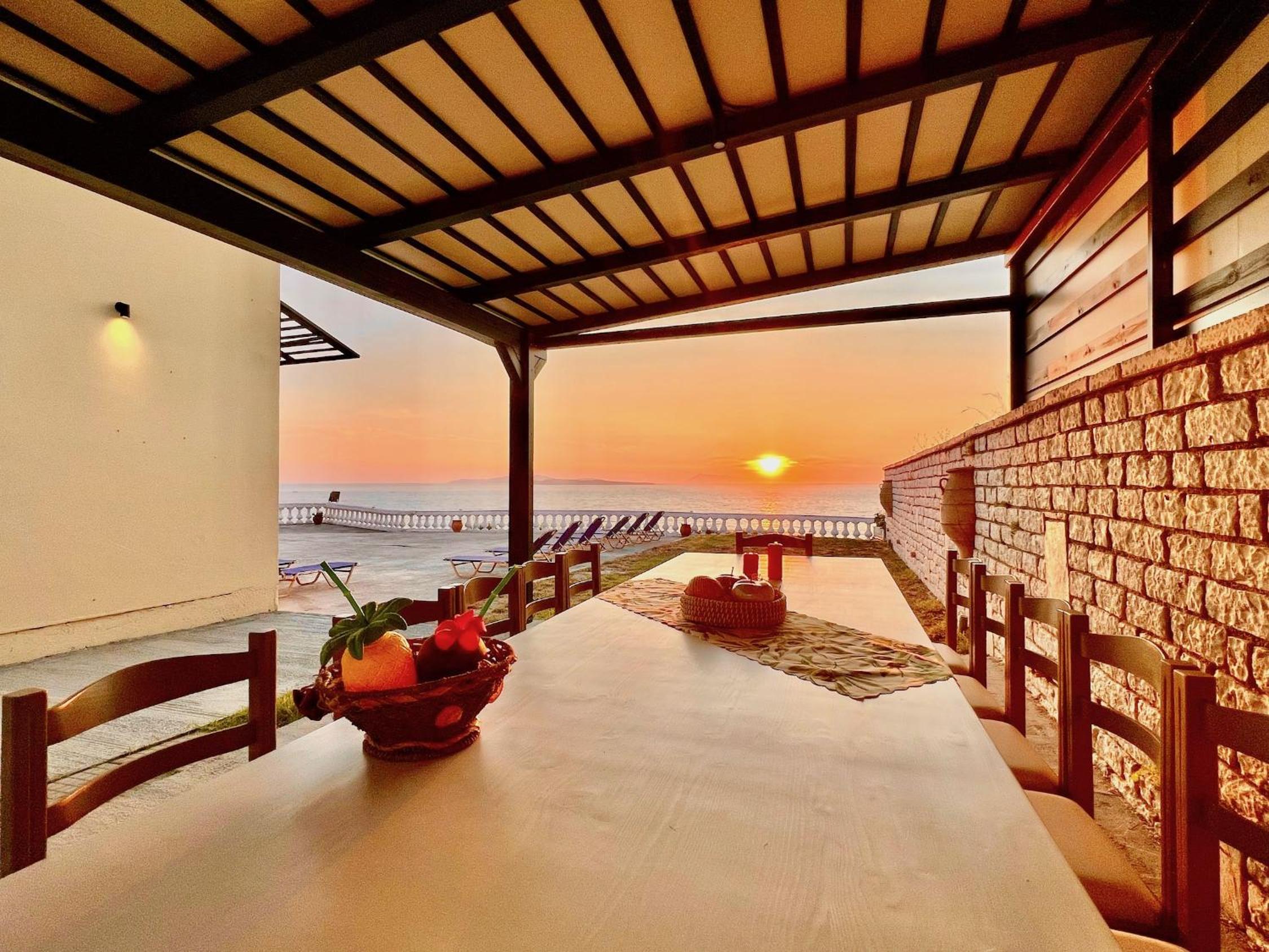 Beachfront Villa Bellevue by DadoVillas