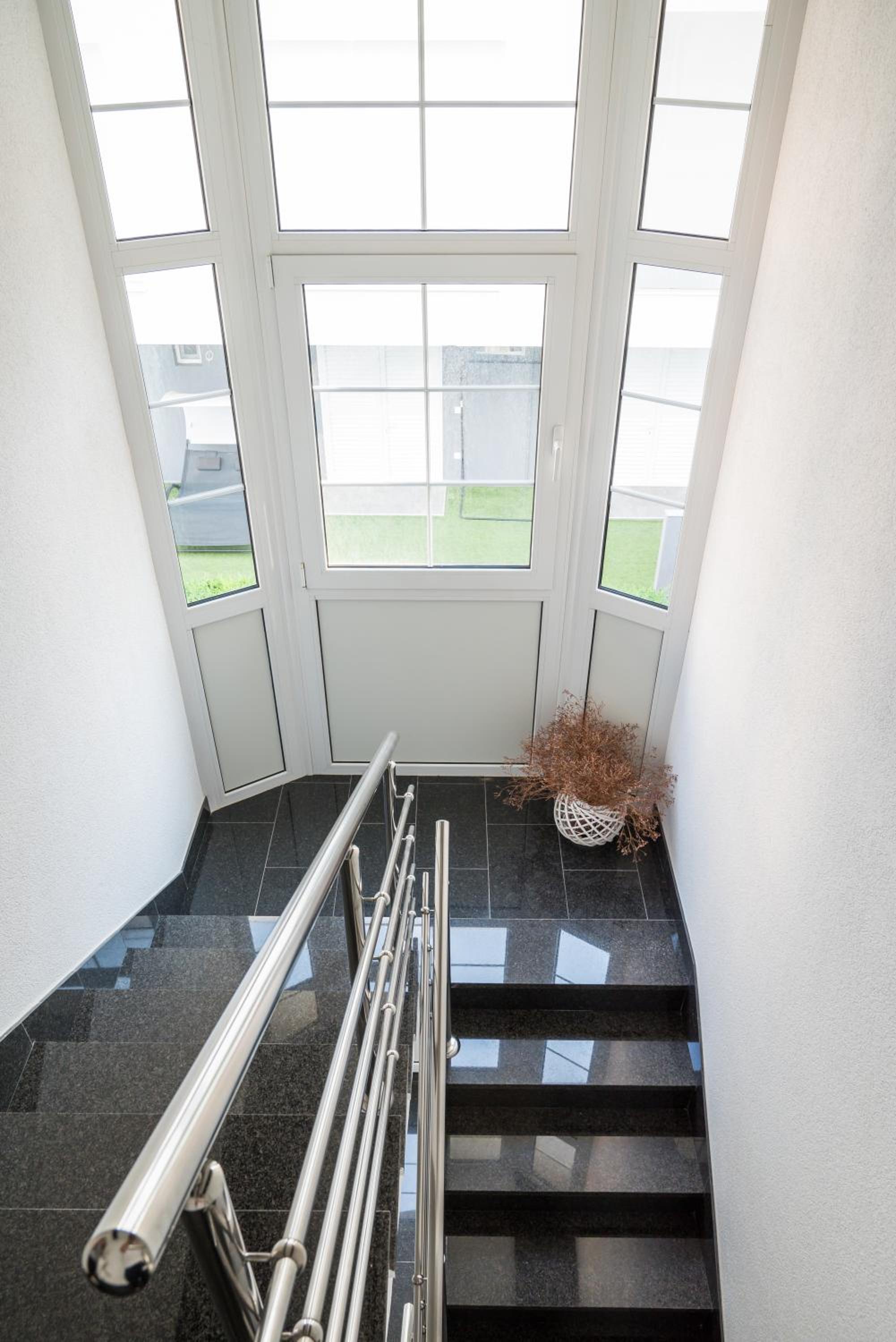 VDL Apartments