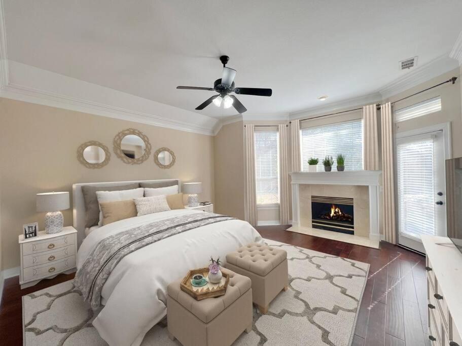 Convenient location in upscale city of Southlake.