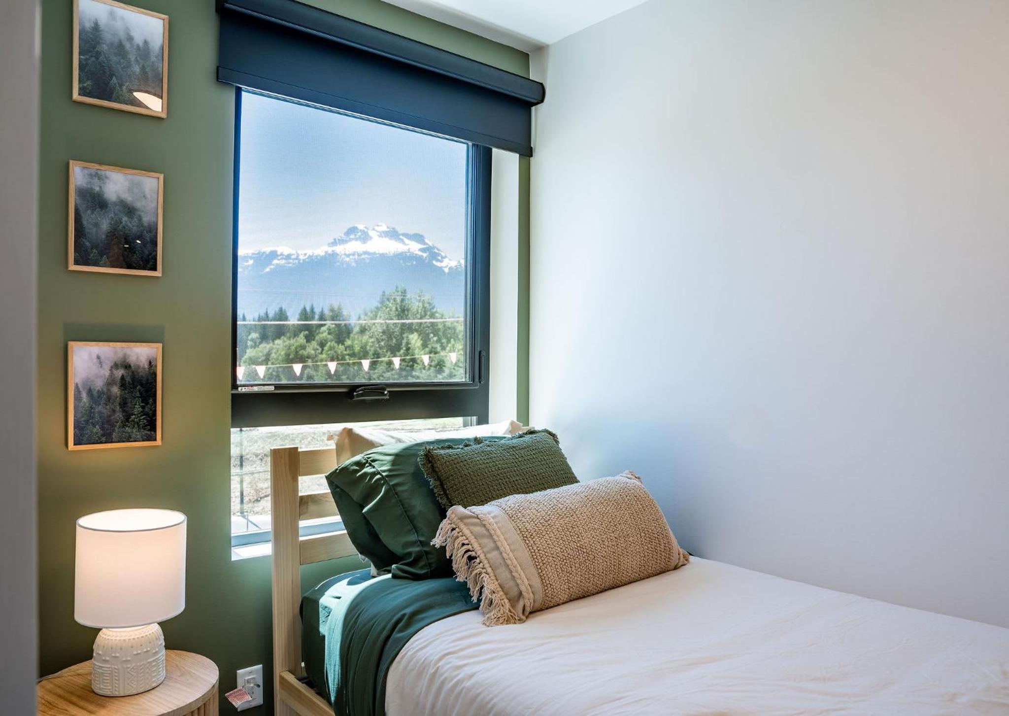 Stoked On Revy - Family Condo in Revelstoke