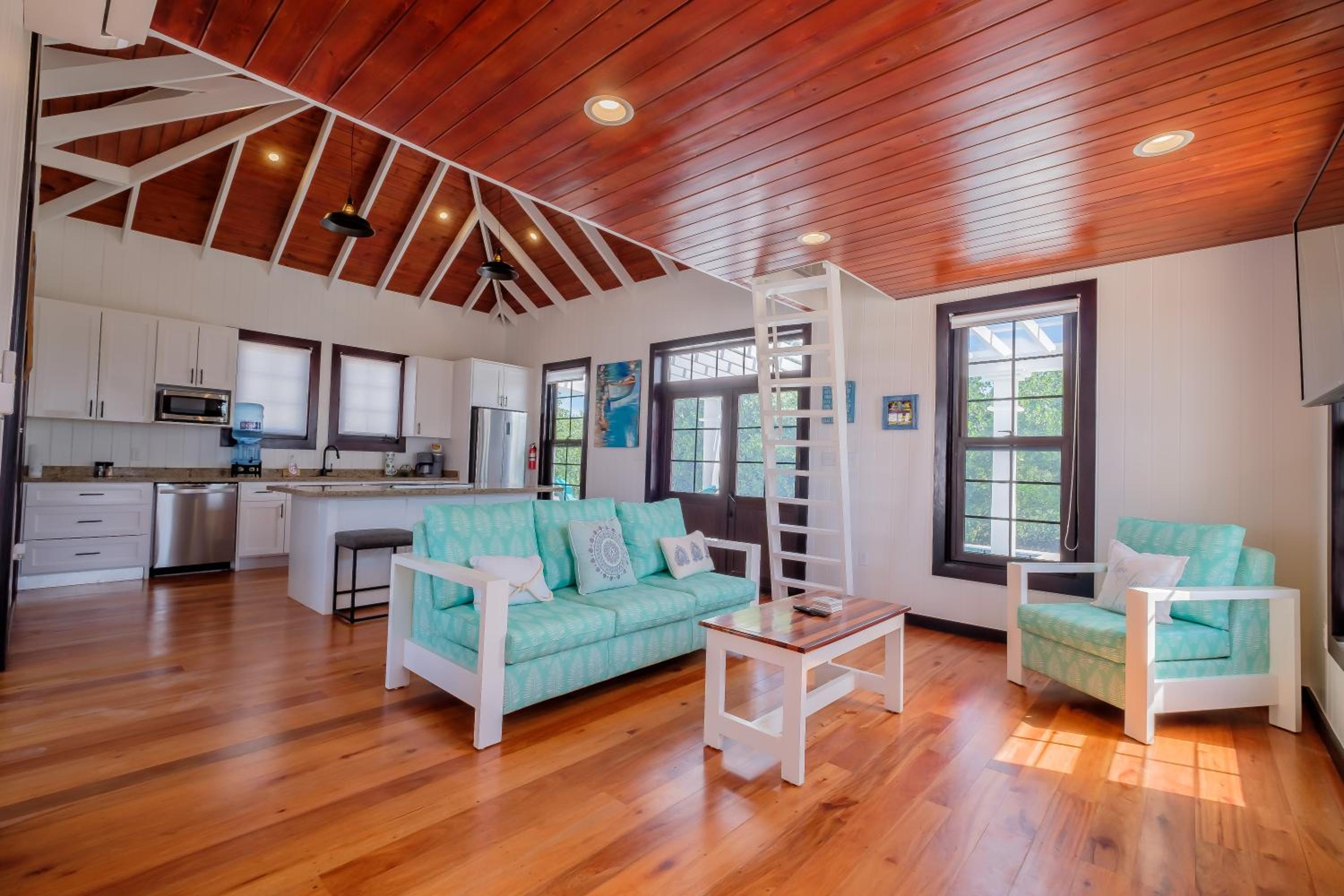 Caribbean Vacation Rentals and The PoolClub at Mahogany!