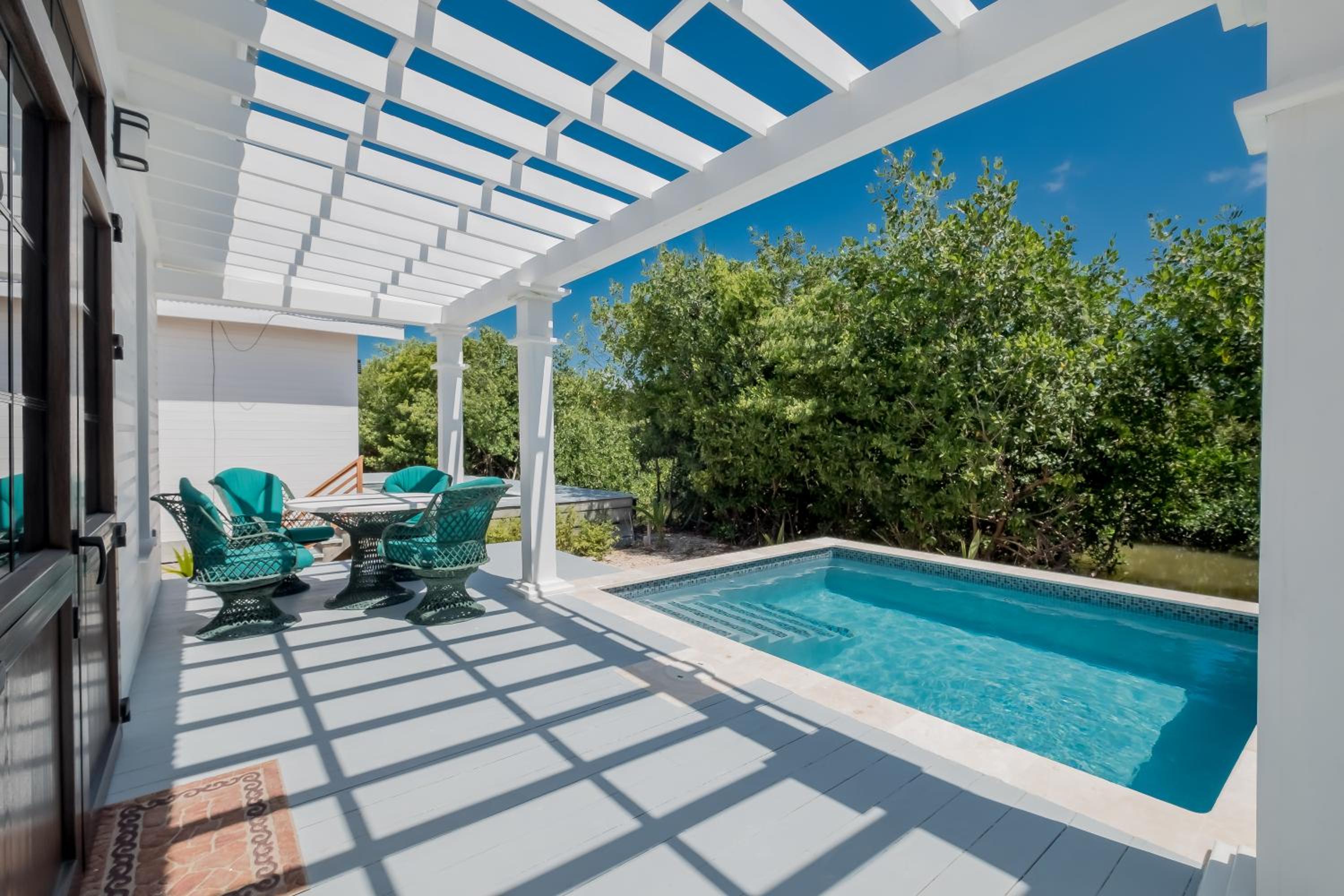 Caribbean Vacation Rentals and The PoolClub at Mahogany!
