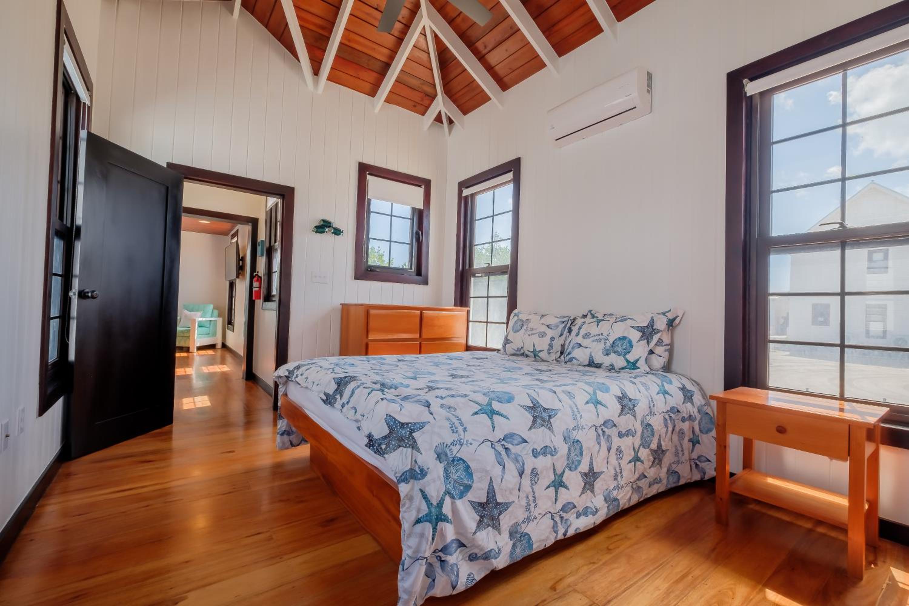 Caribbean Vacation Rentals and The PoolClub at Mahogany!