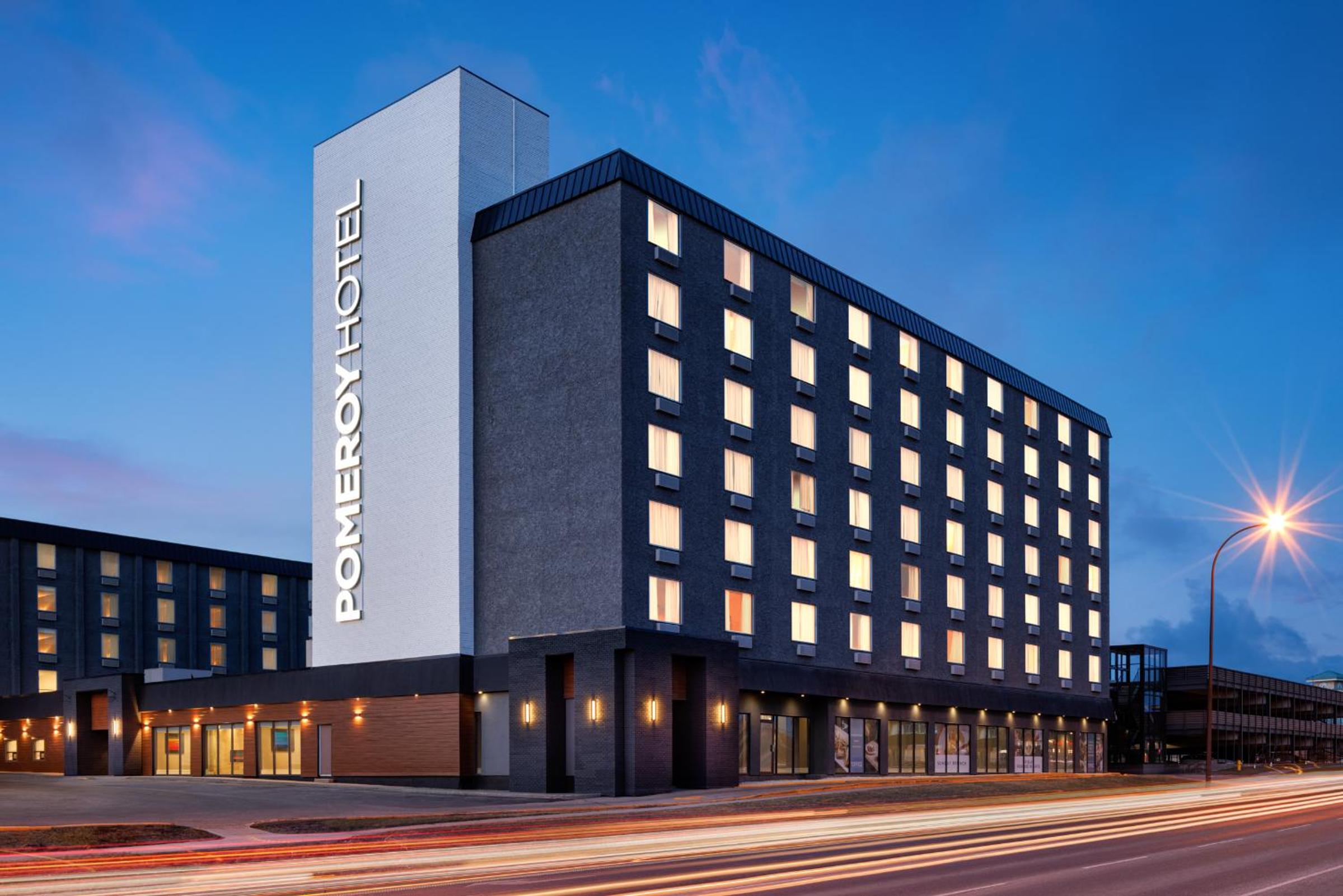 Grande Prairie Vacations - Pomeroy Hotel  Conference Centre - Property Image 1