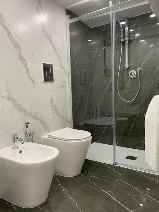 Casa Paradiso en Naples — bathroom