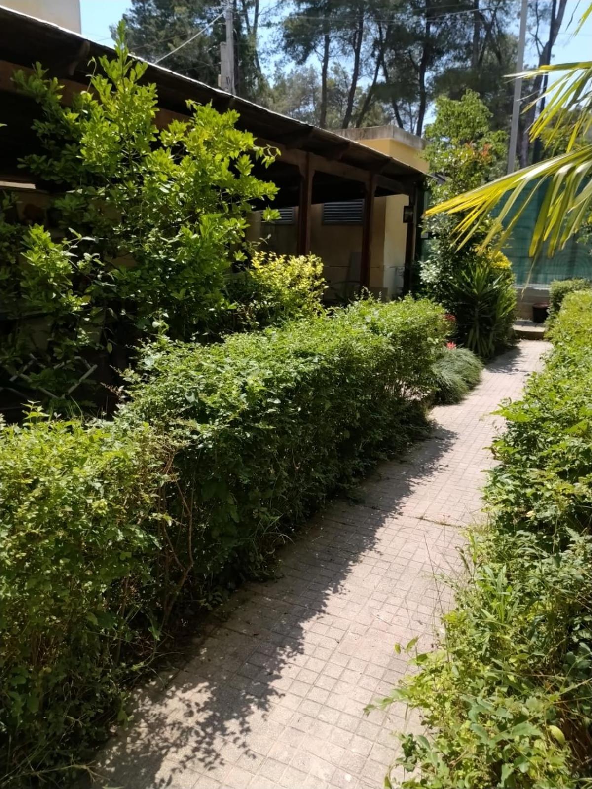 Golem Beach Apartment with Enchanting Garden