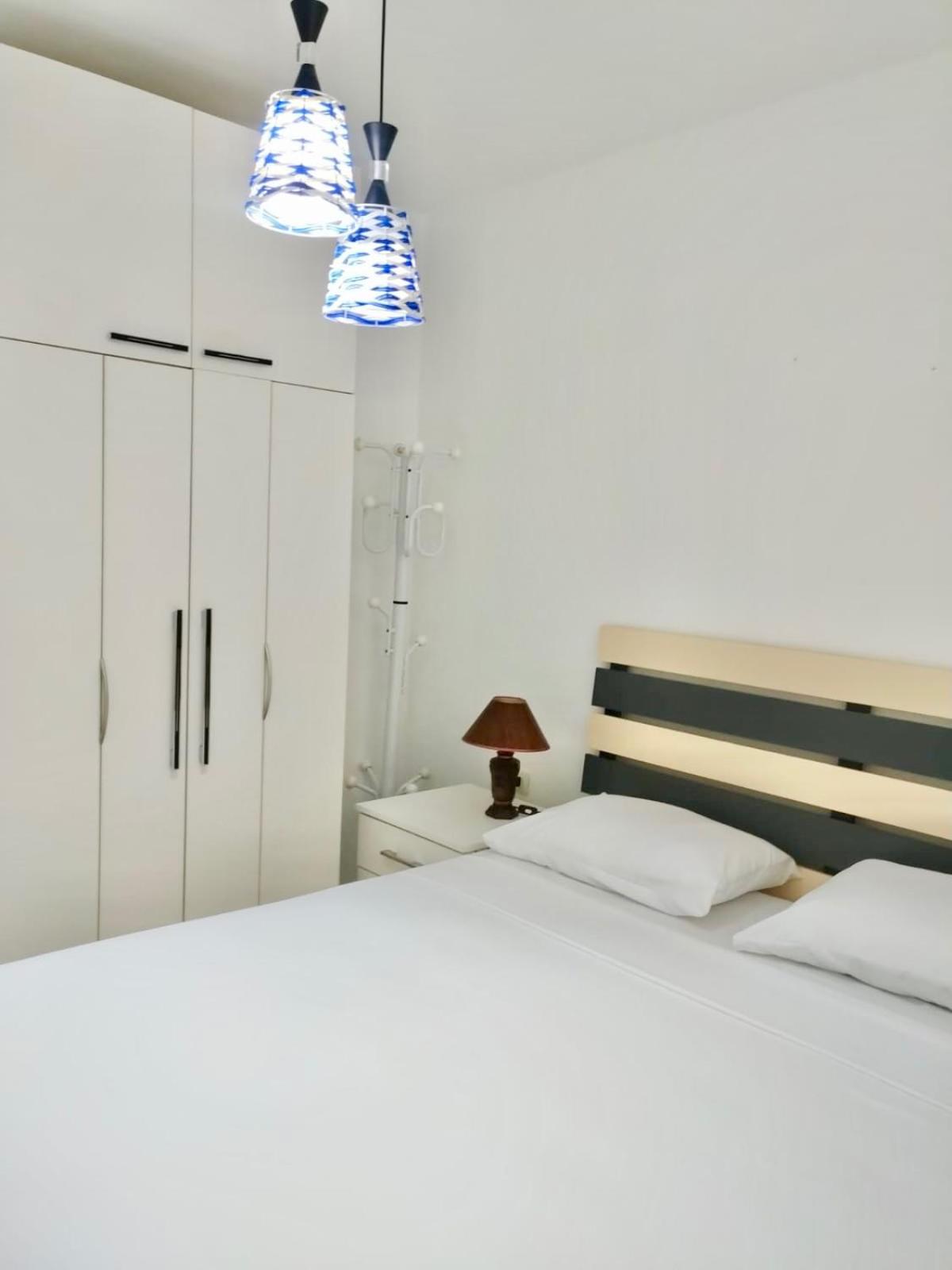 Golem Beach Apartment with Enchanting Garden