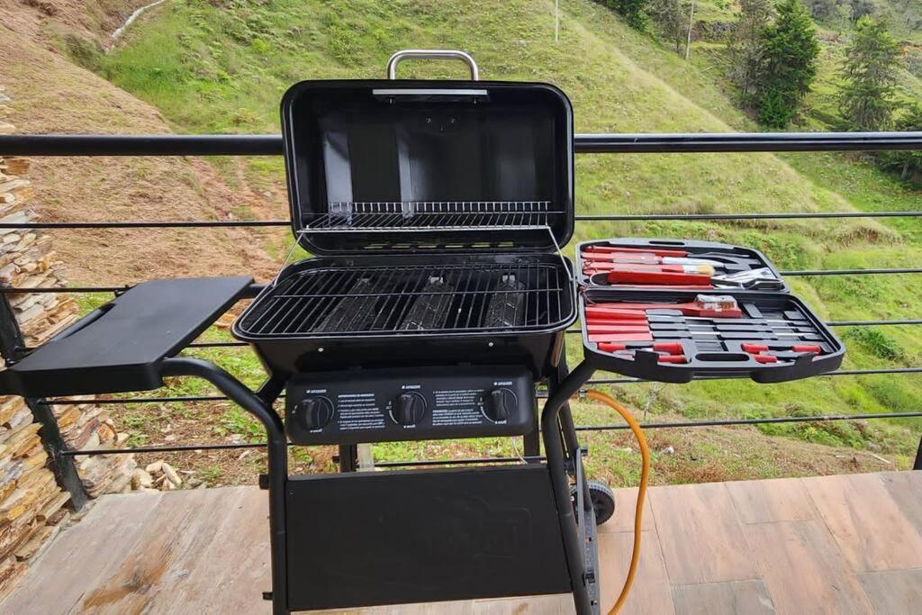 Glamping en Guatape Wifi Jacuzzi