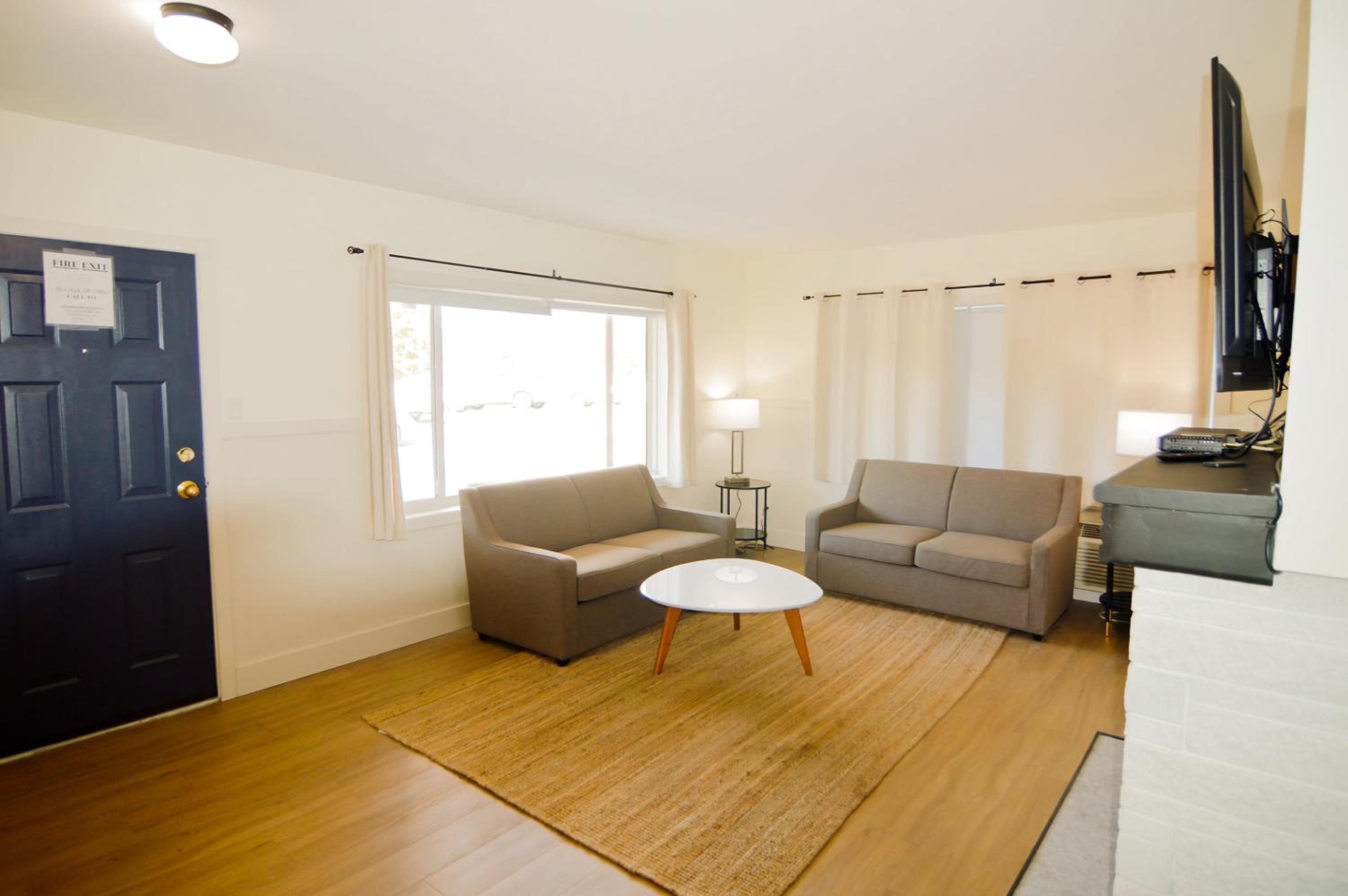 Shoreline Resort Condominiums