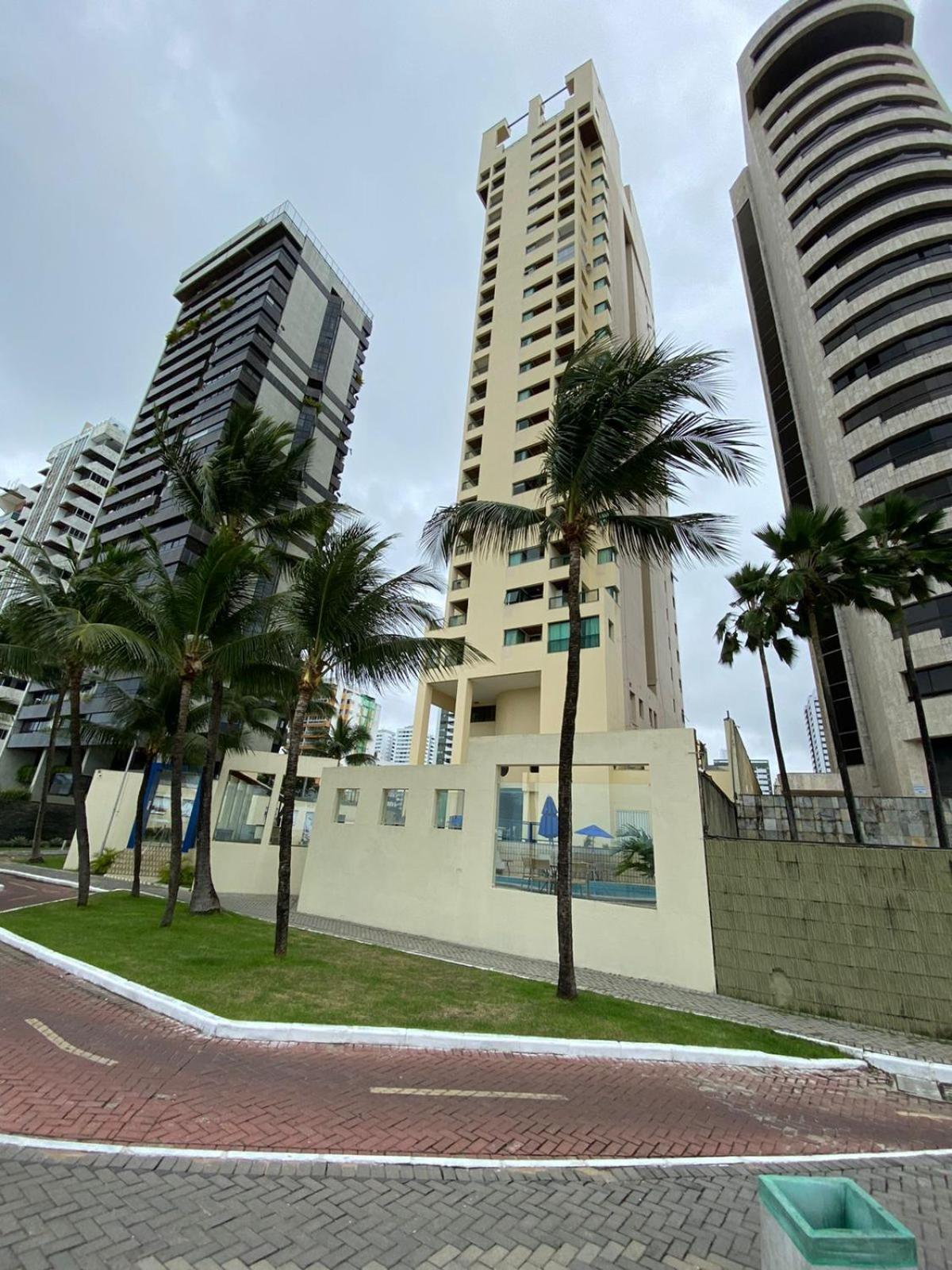 Hotel Flat Beira Mar Piedade - Image 1