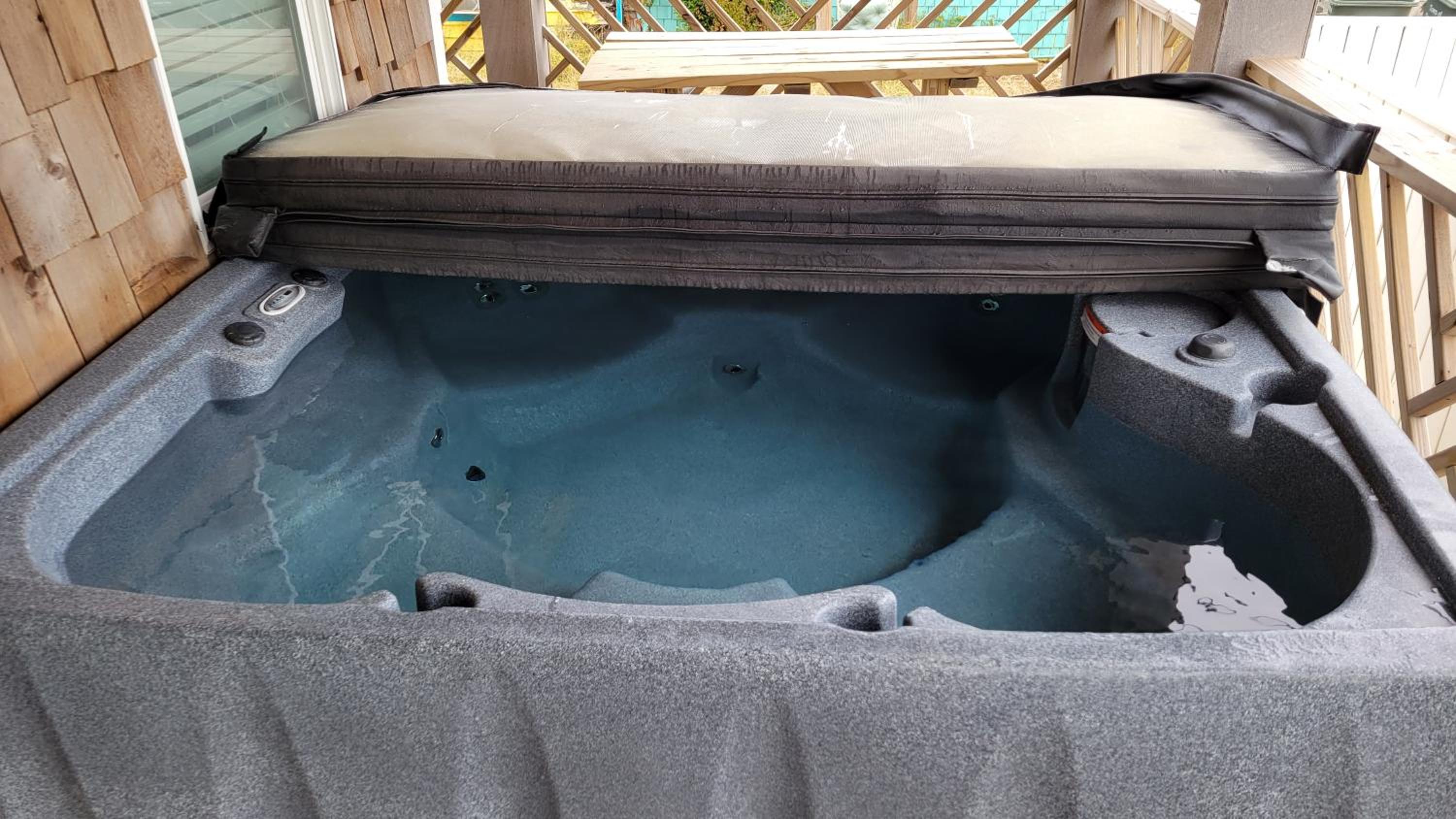 2508 Beach Rd, Semi-Oceanfront, Pool/Hot Tub