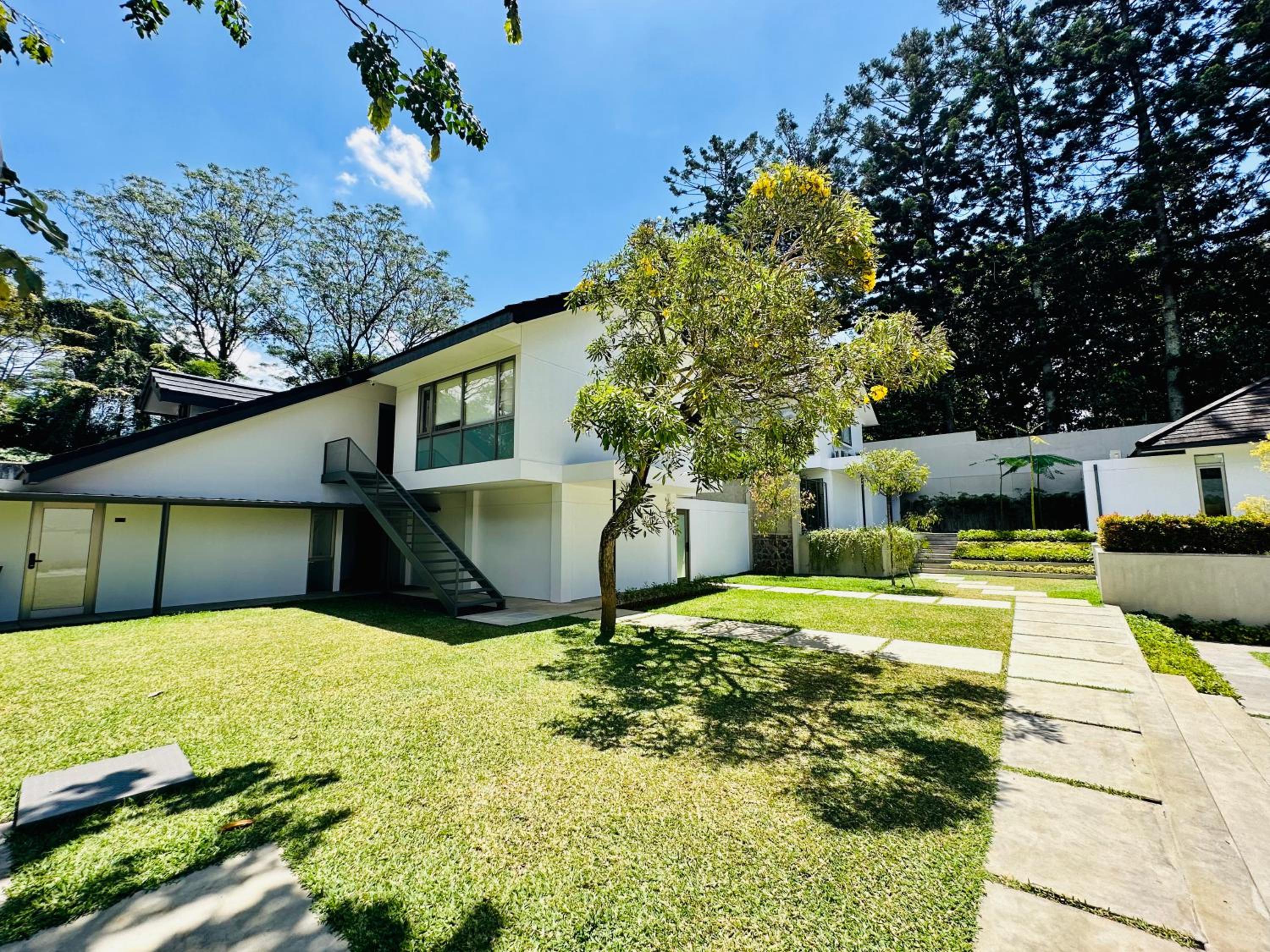 Hotel Bungalow Homes - Image 1