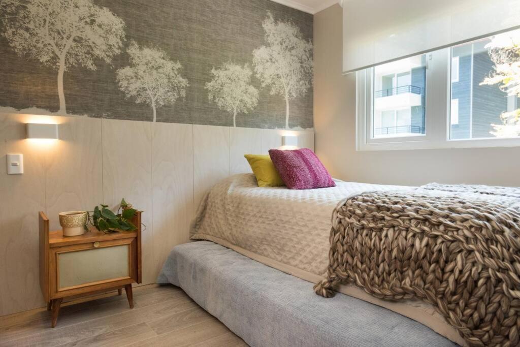 PUCON depto NUEVO! DOS DORMITORIOS DOS BAÑOS, en condominio con estacionamiento,balcon, super equipado, WIFI Y CABLE, PISCINA CON JARDINES, ZONA TRANQUILA 