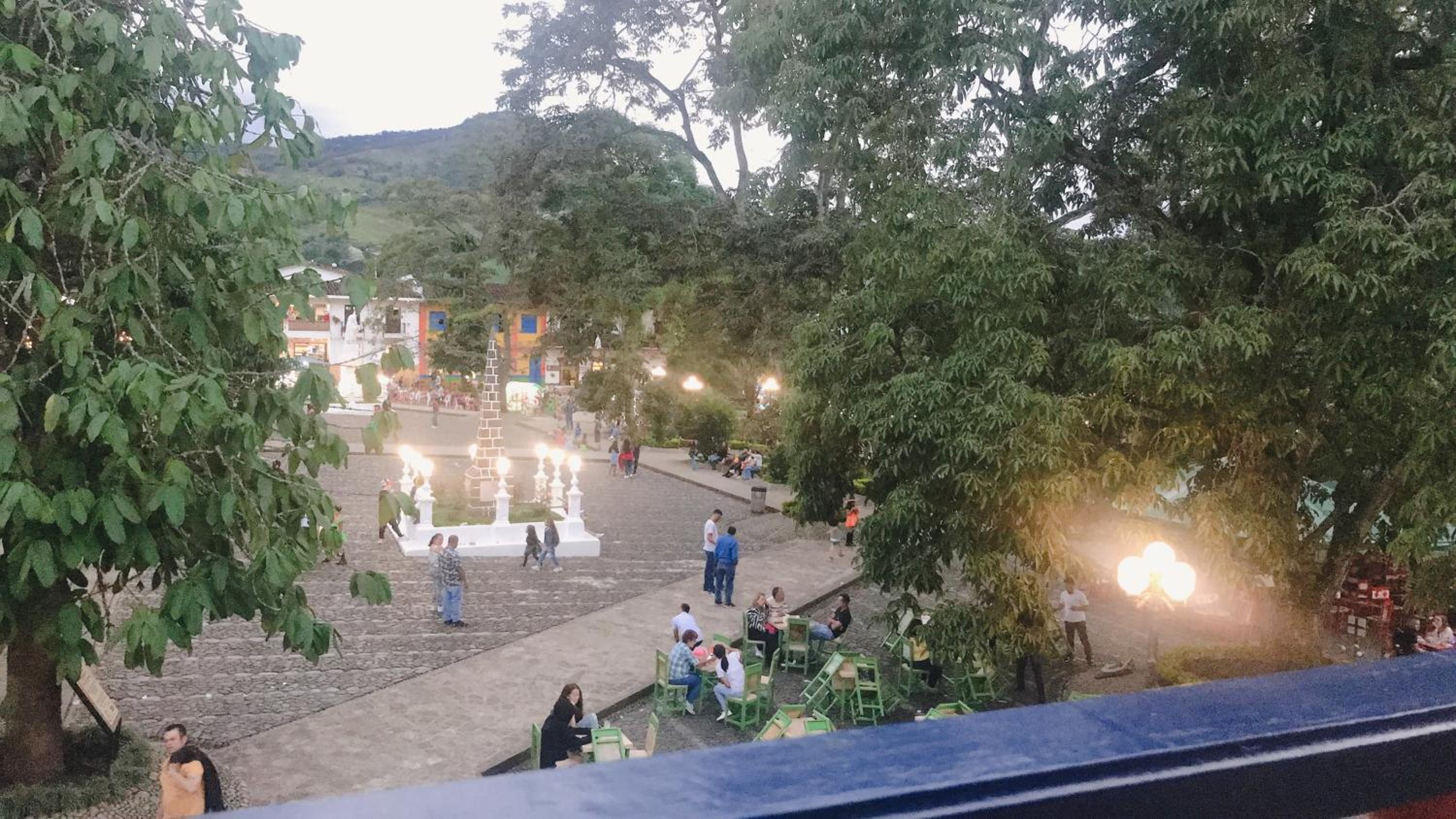 Hospedaje Casa Rosa Jardín