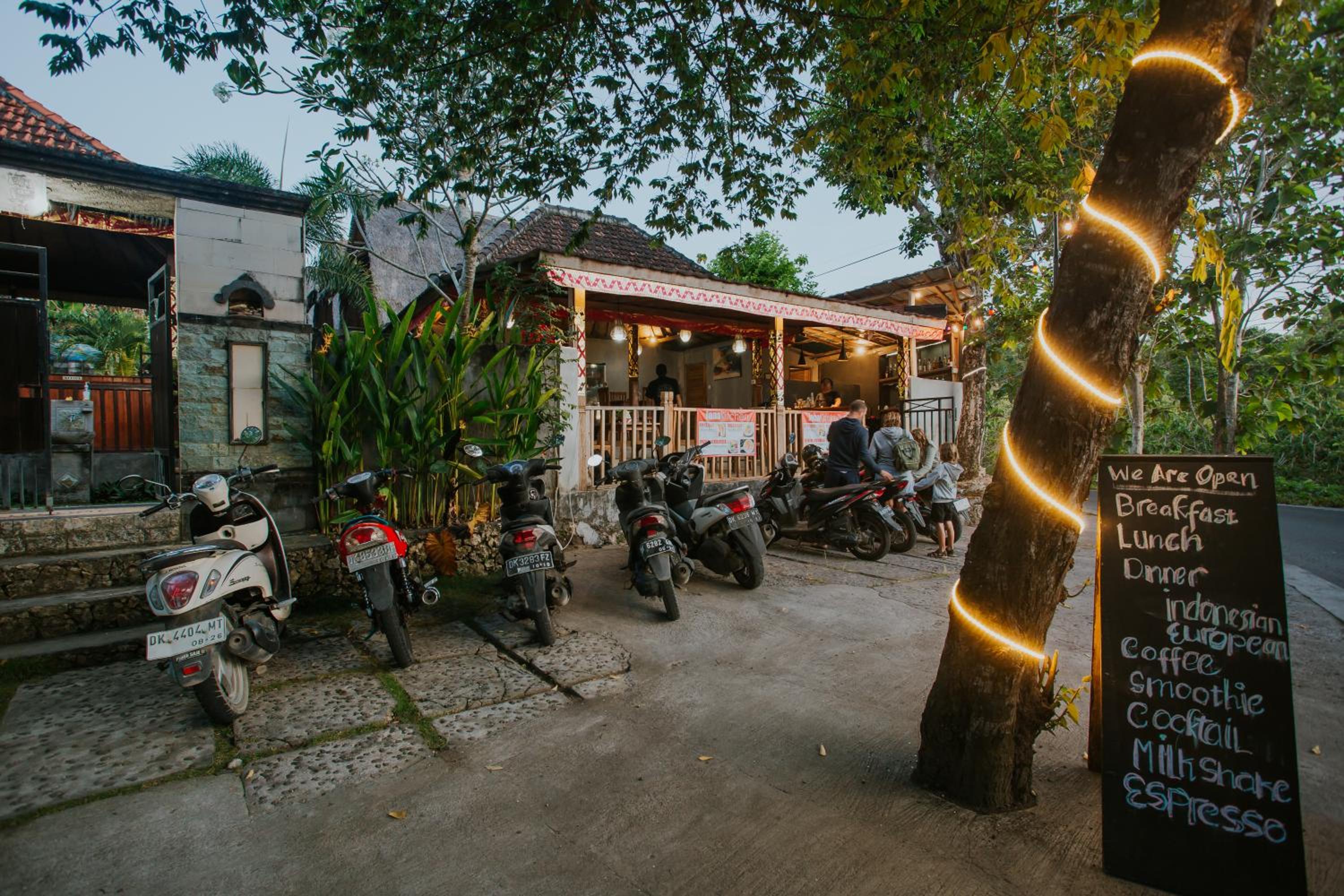 Jona Bungalow