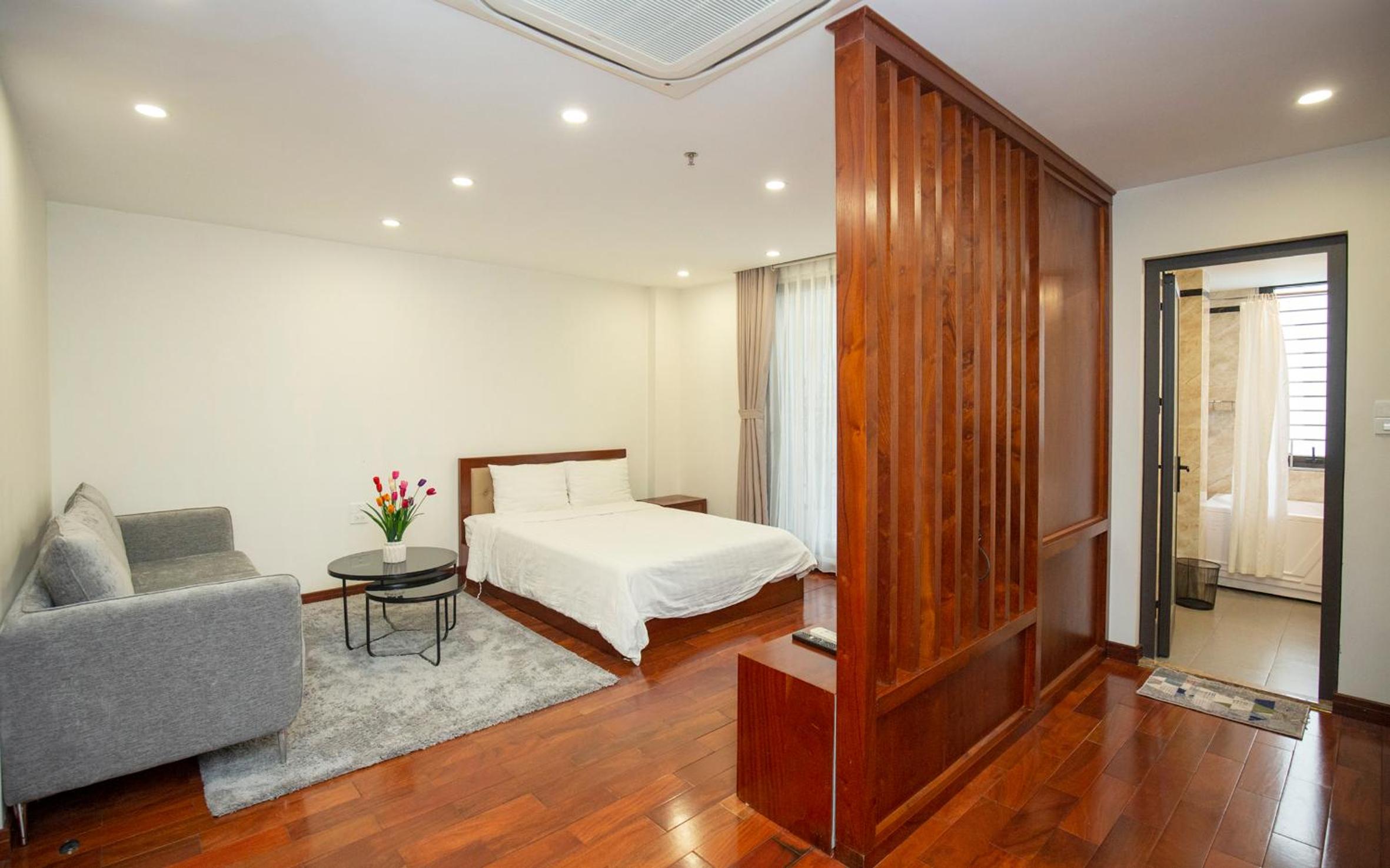Sumitomo10 Apartment - Lane 12 Dao Tan street