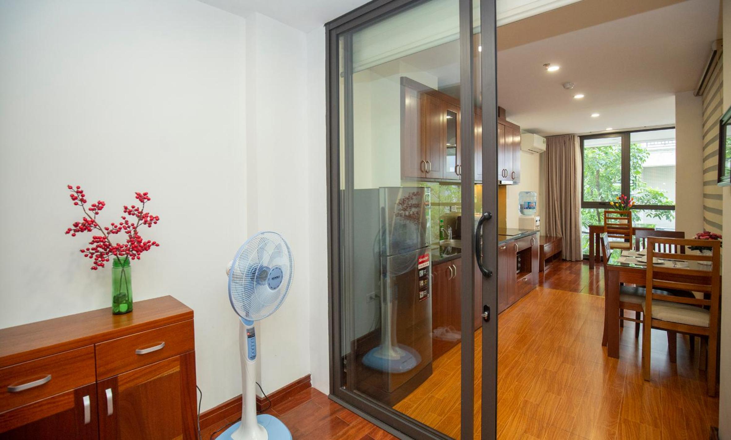 Sumitomo10 Apartment - Lane 12 Dao Tan street