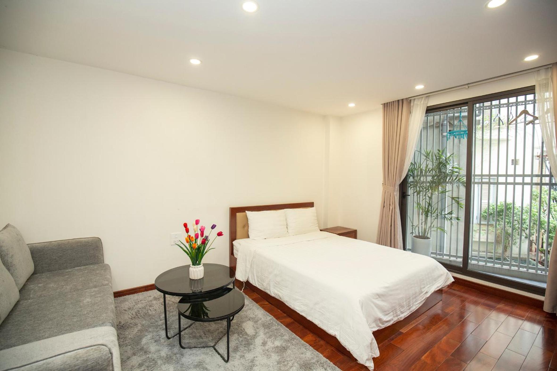 Sumitomo10 Apartment - Lane 12 Dao Tan street