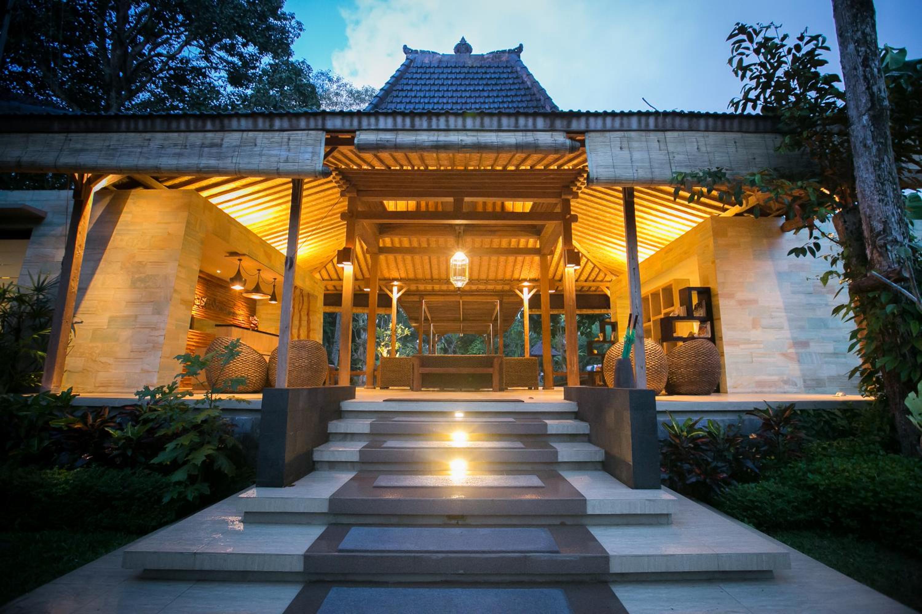 Senetan Villas and Spa Resort
