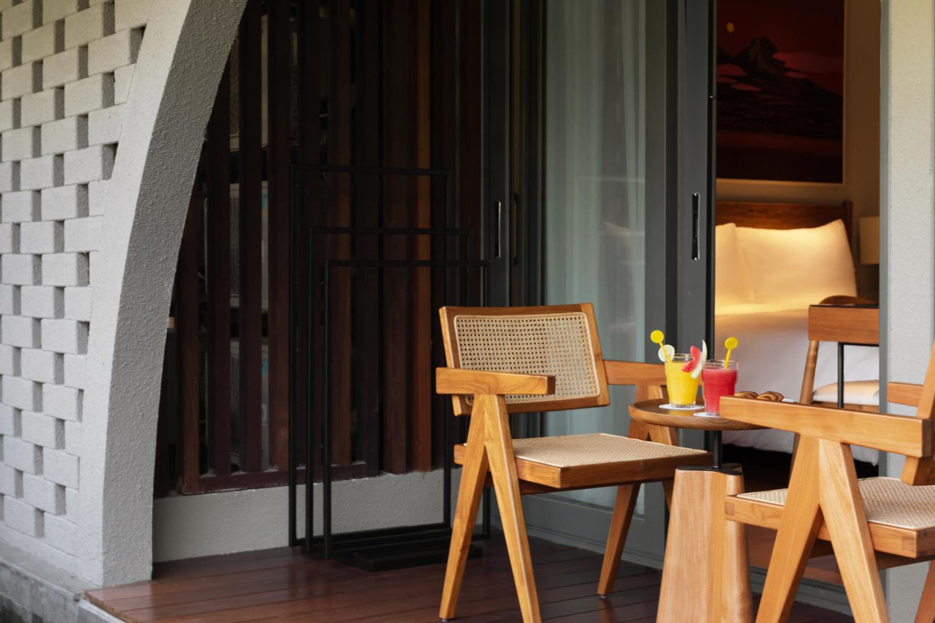 Beachwalk Residence 5