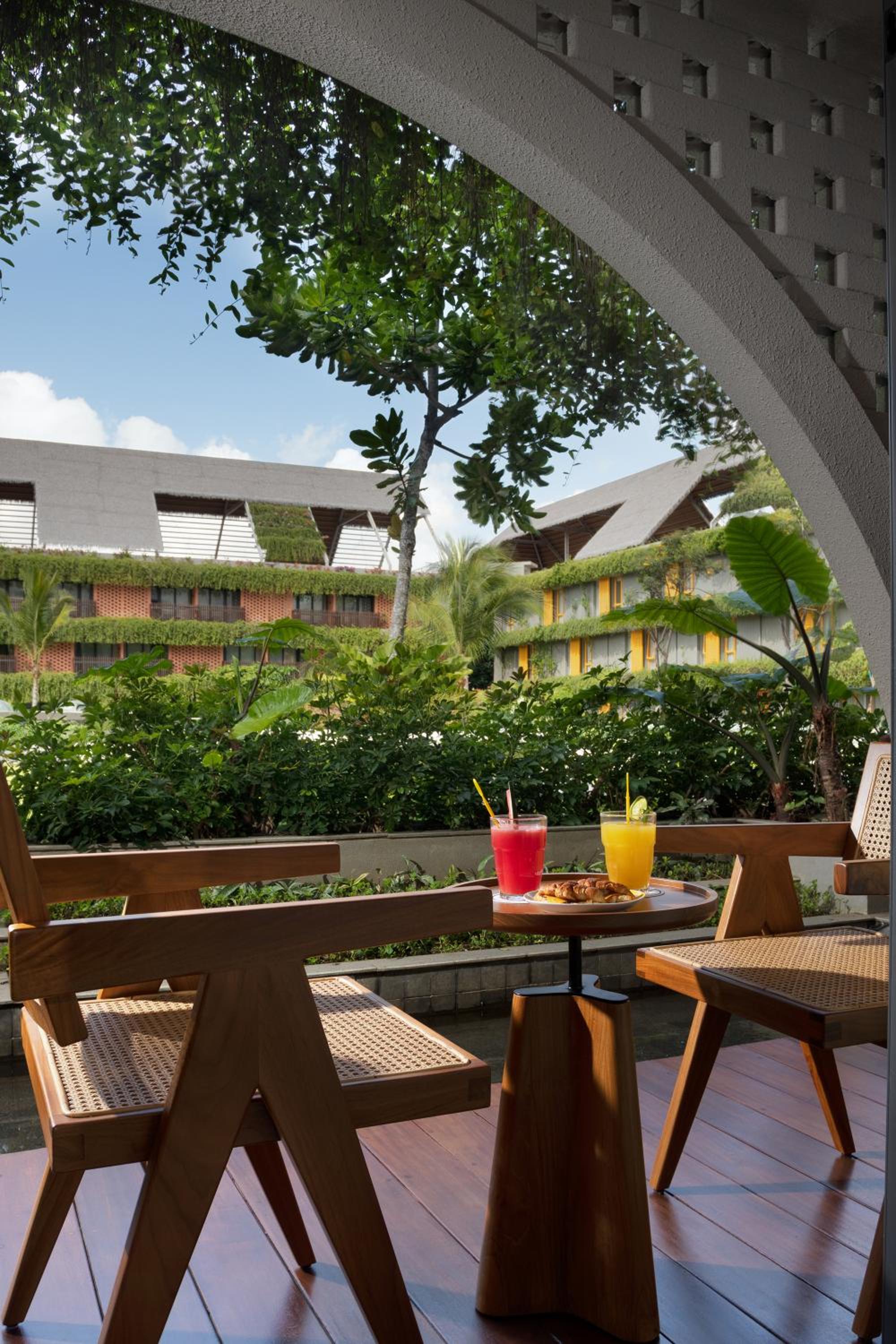 Beachwalk Residence 3