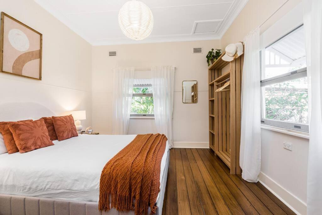 Shirley Beach House, right in heart of Byron Bay, walking distance to town and most famous beaches