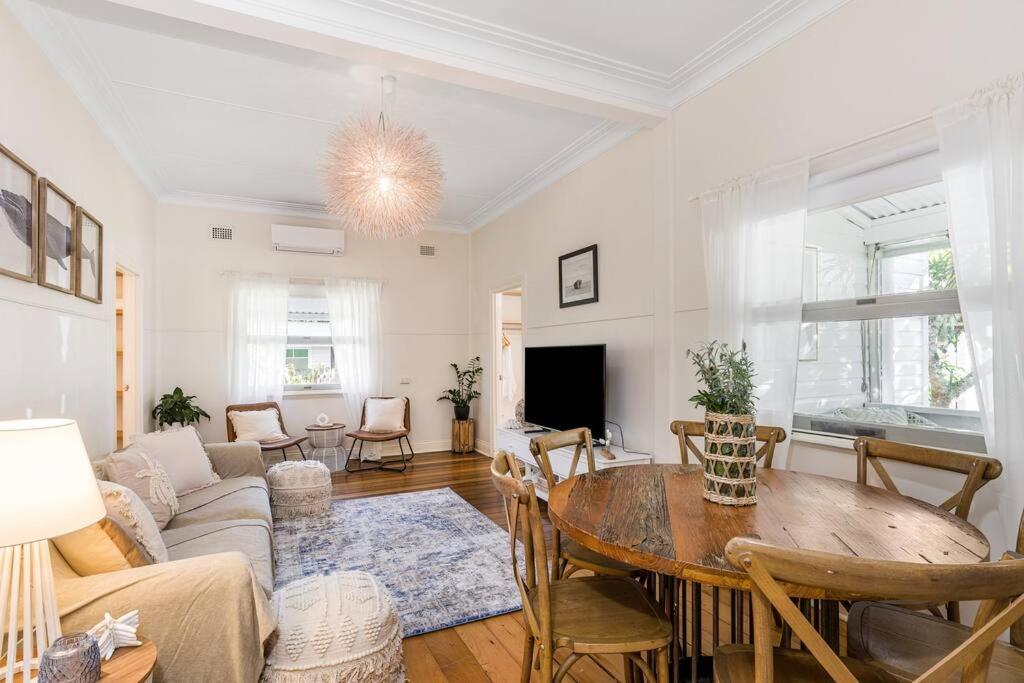 Shirley Beach House, right in heart of Byron Bay, walking distance to town and most famous beaches