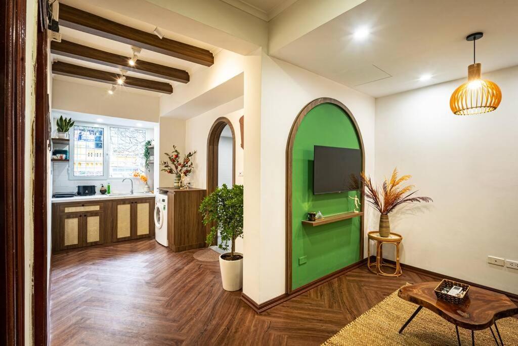 Homestay Hang Tre 5min to Bar street