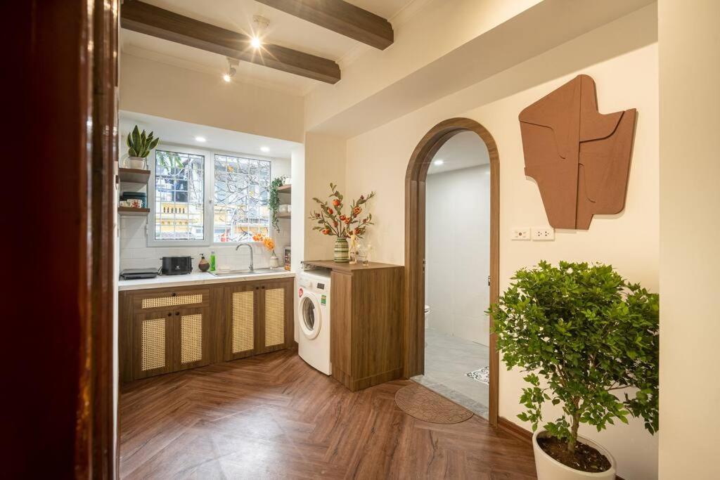 Homestay Hang Tre 5min to Bar street